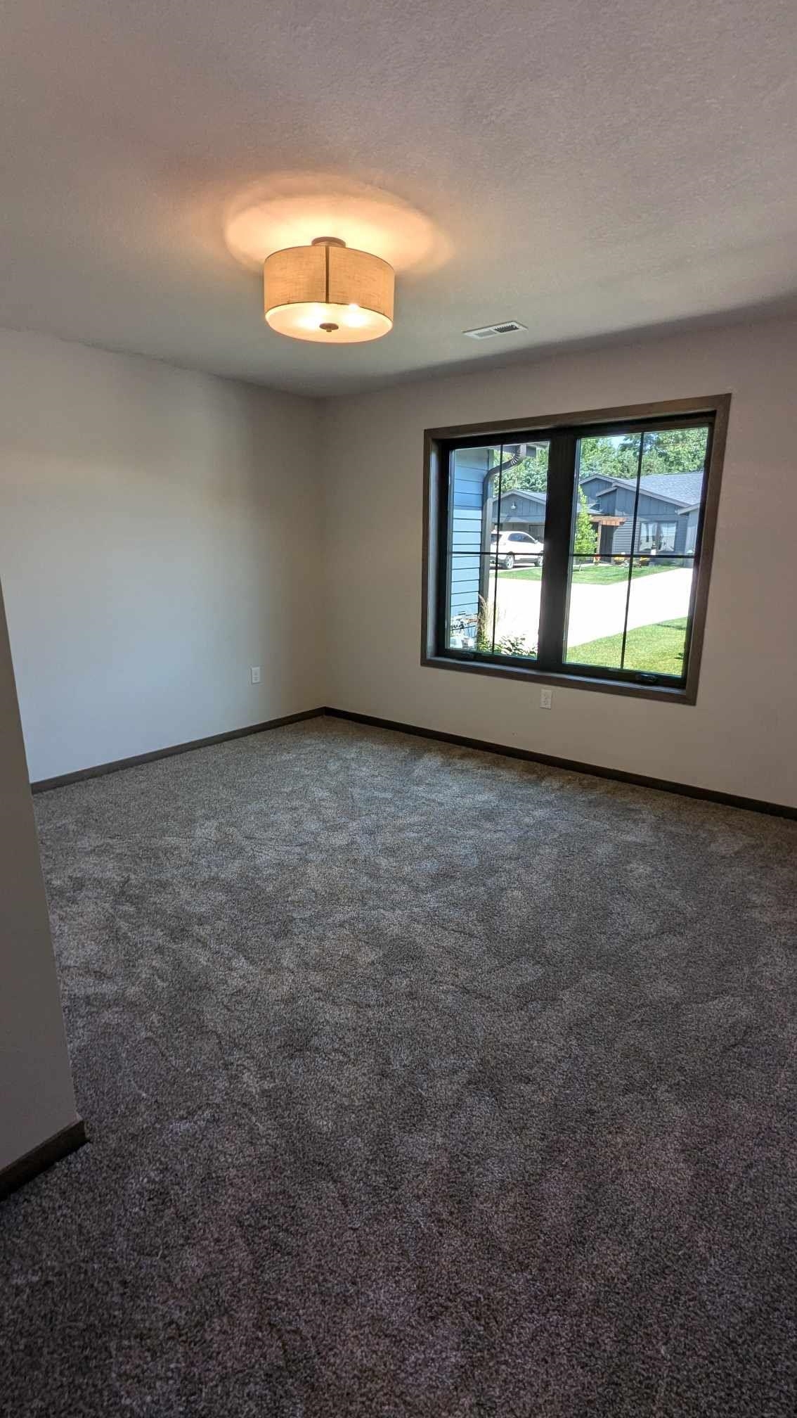 MLS #240815