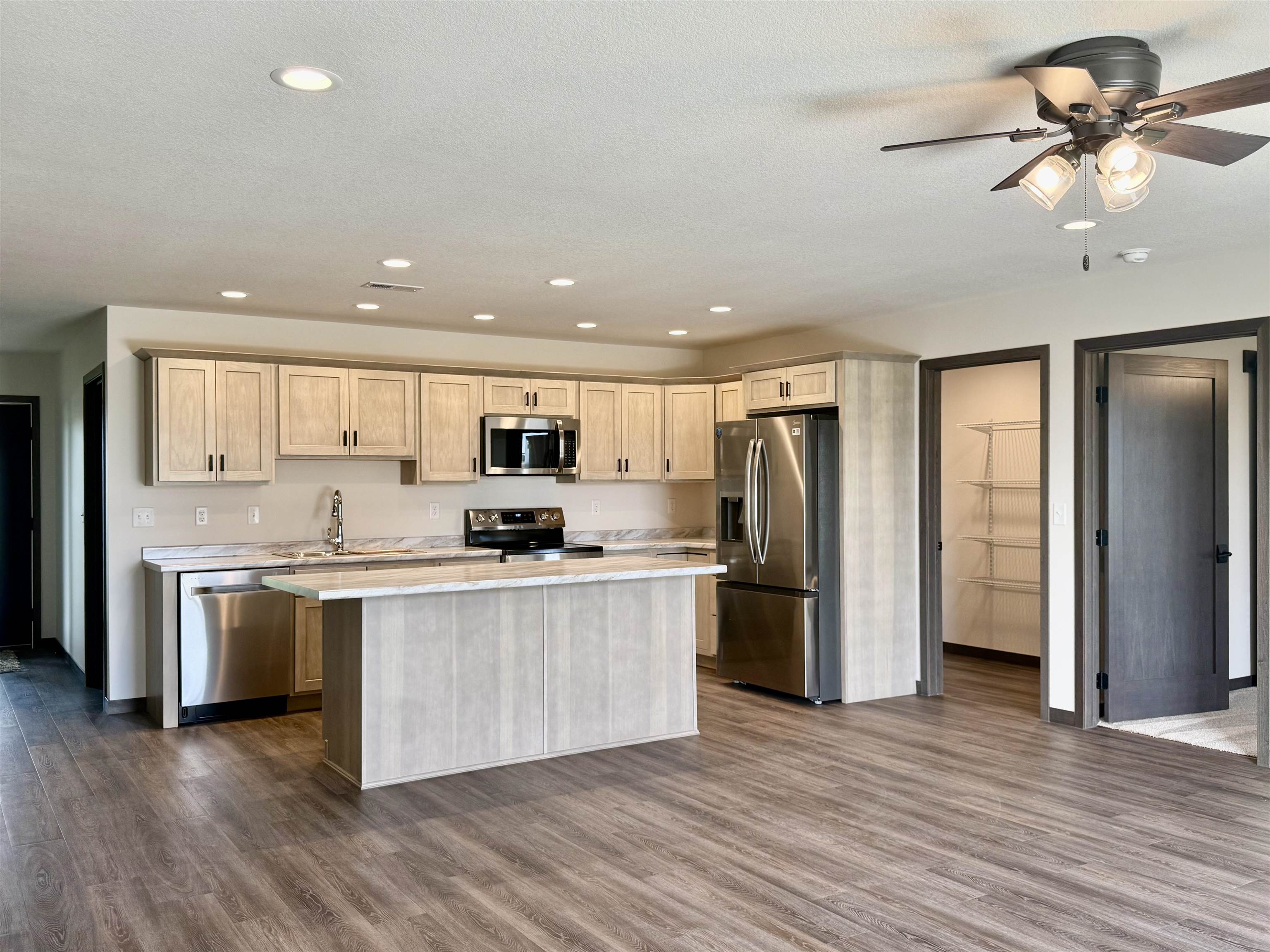 106 34th Avenue, Spencer, IA 51301 