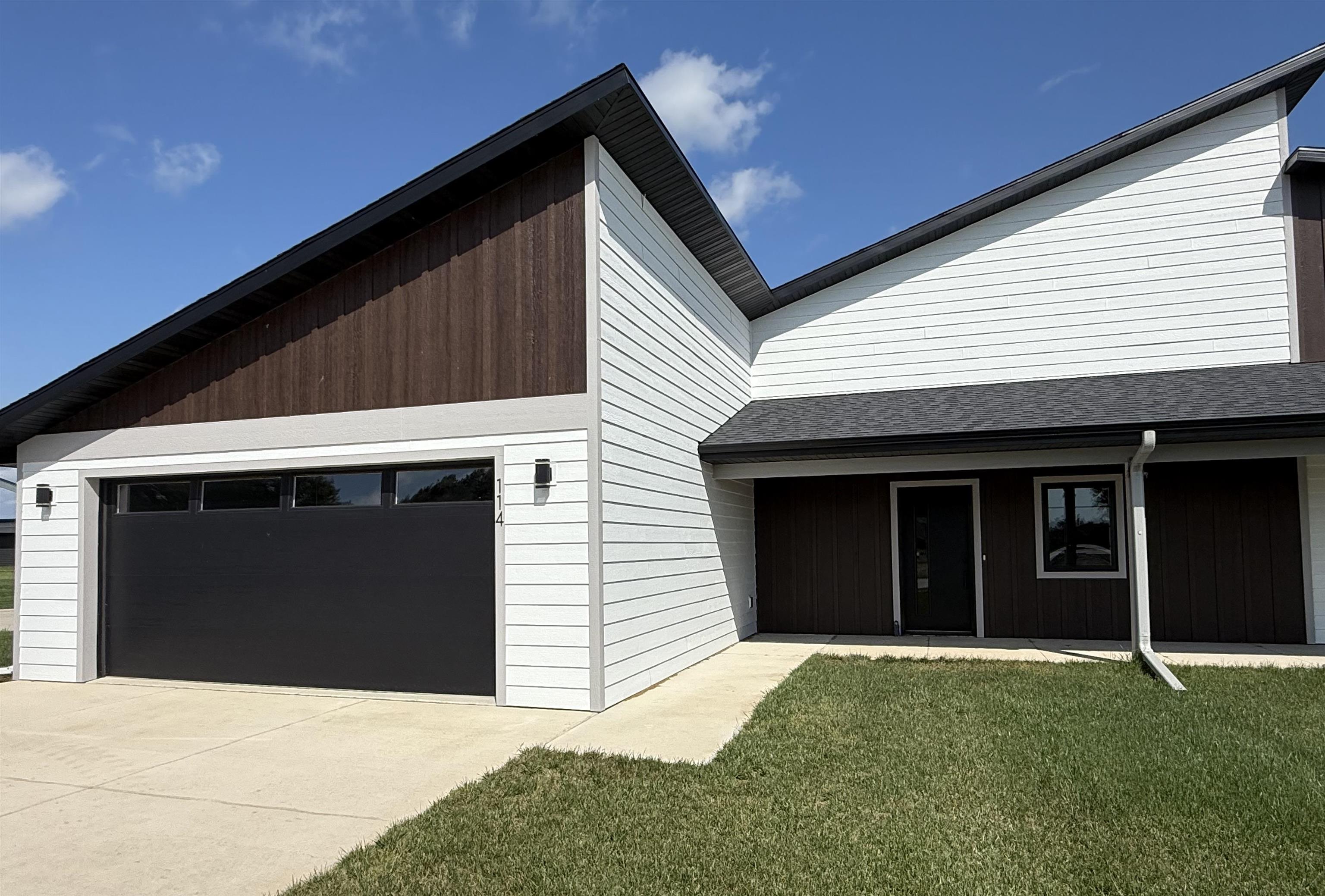 114 34th Avenue, Spencer, IA 51301 