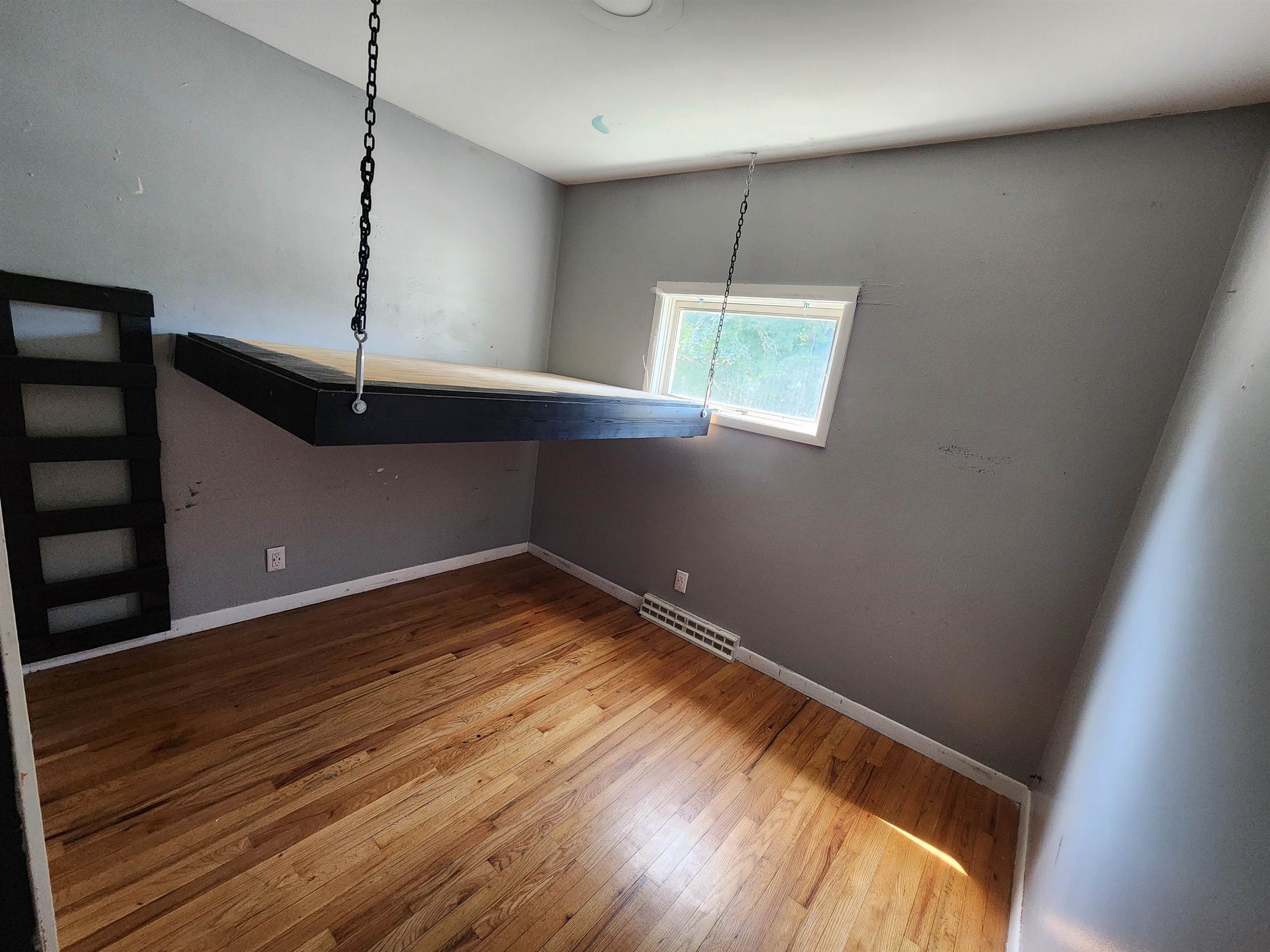 MLS #240918
