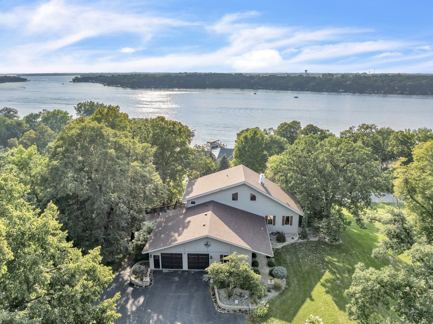 17121 Basswood Lane, Spirit Lake, IA 51360 