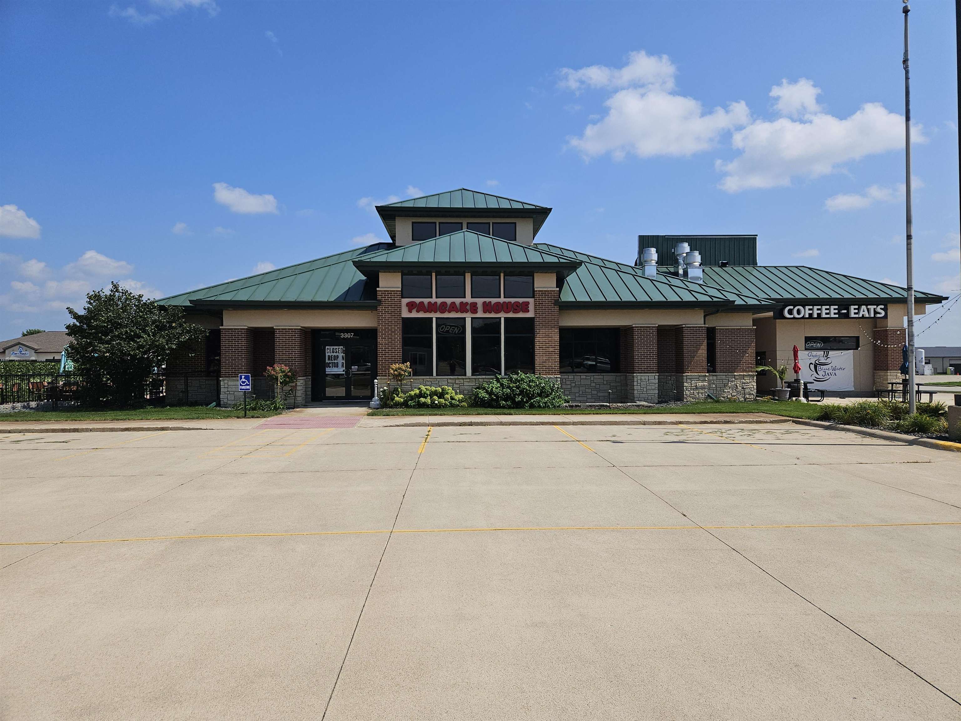 3307 Highway 71, Spirit Lake, IA 51360 