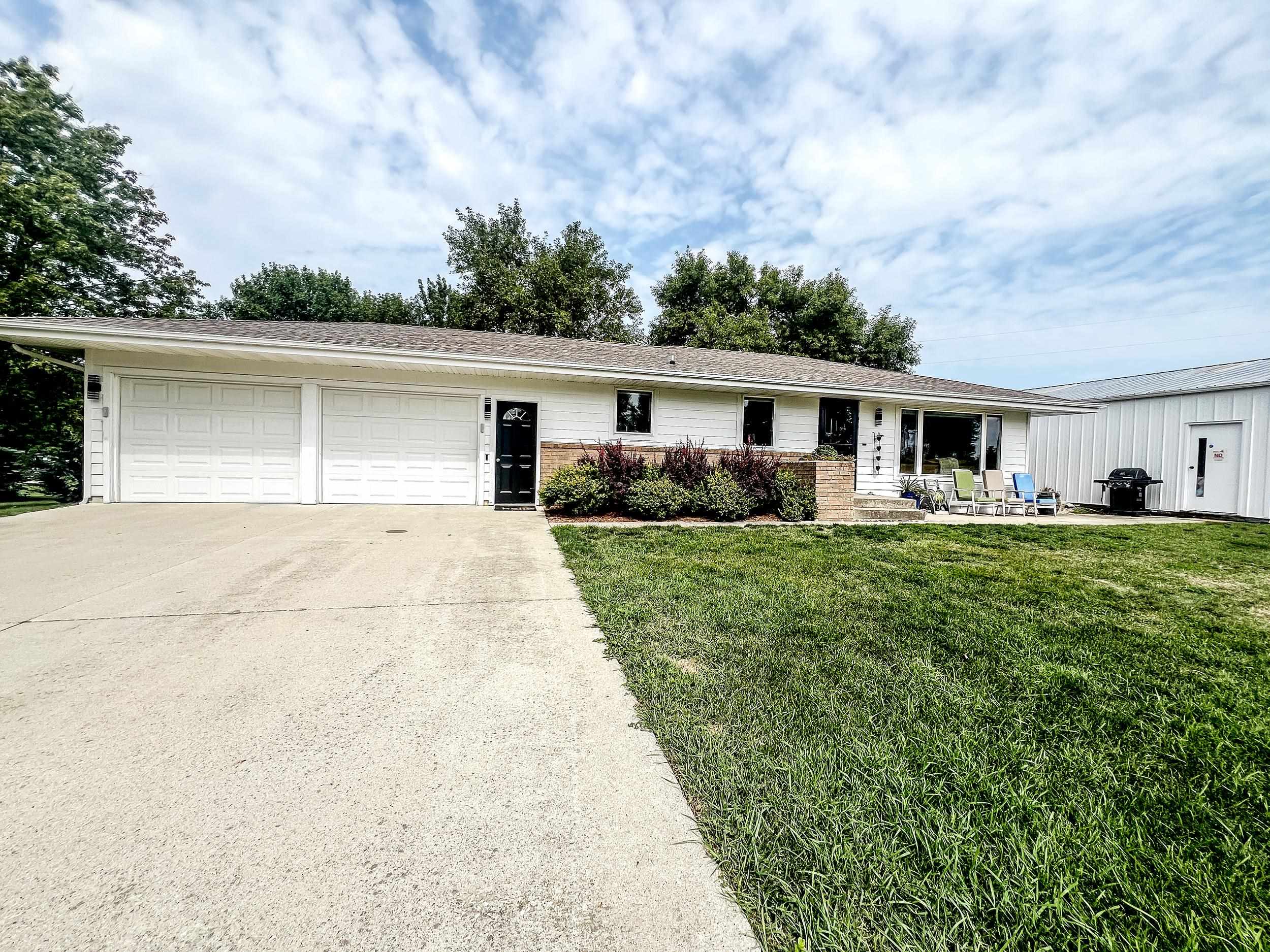 25932 & 25940 Walleye Drive, Spirit Lake, IA 51360 