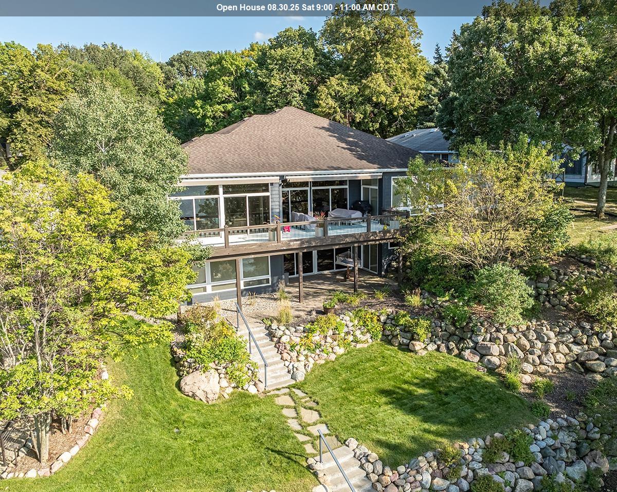 3907 Lakeshore Drive, Okoboji, IA 51355 