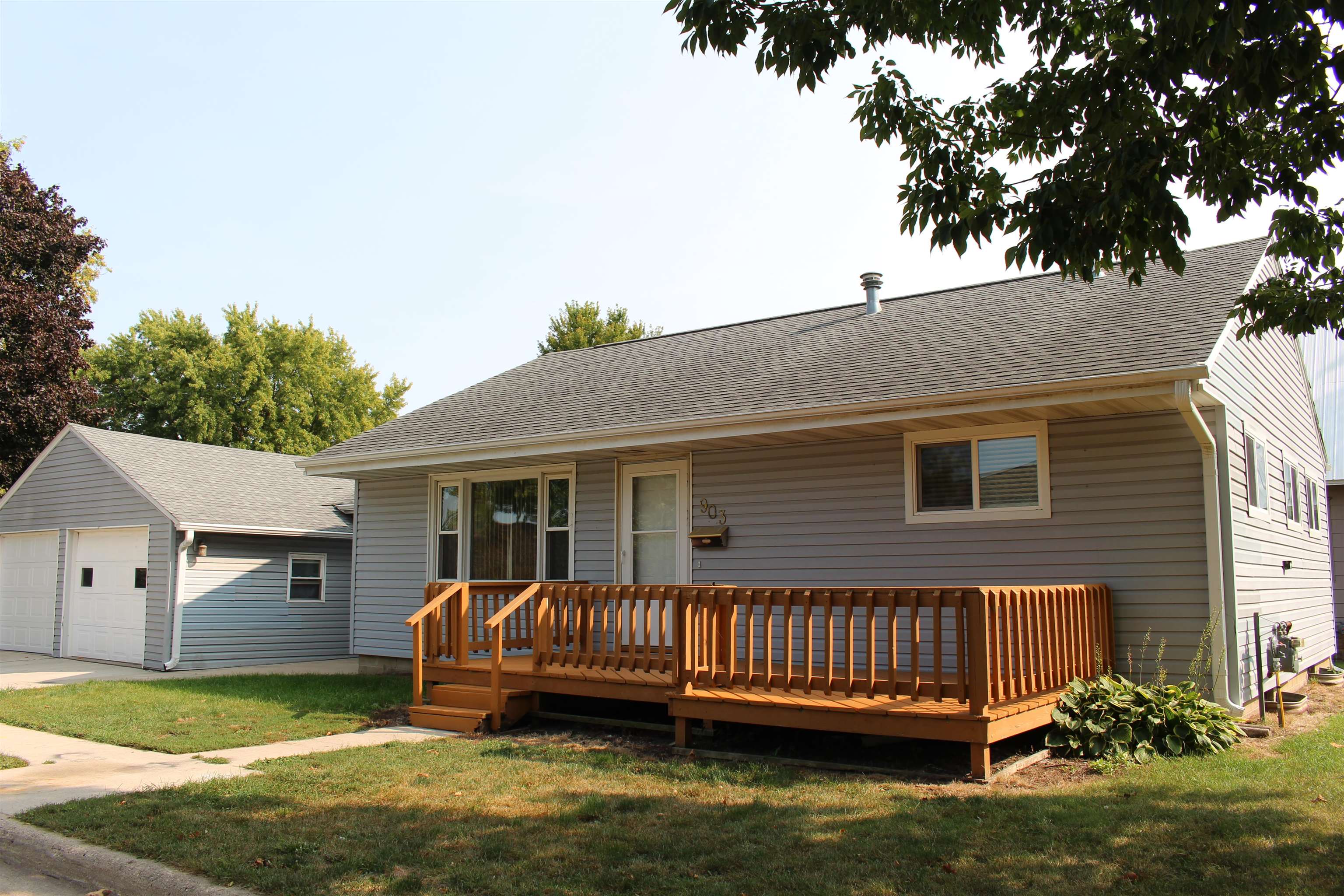903 Irwin Street, Lake View, IA 51450 