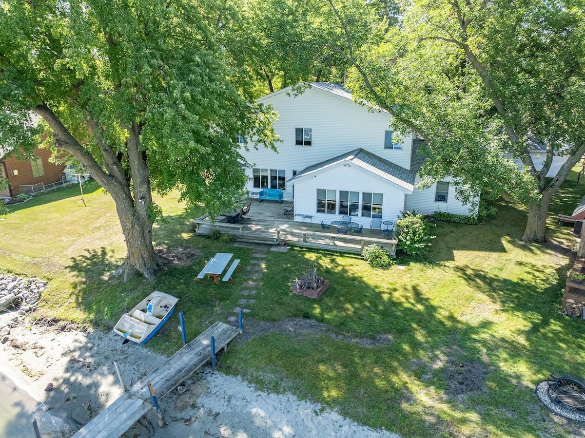 604 Dam Road, Arnolds Park, IA 51331 