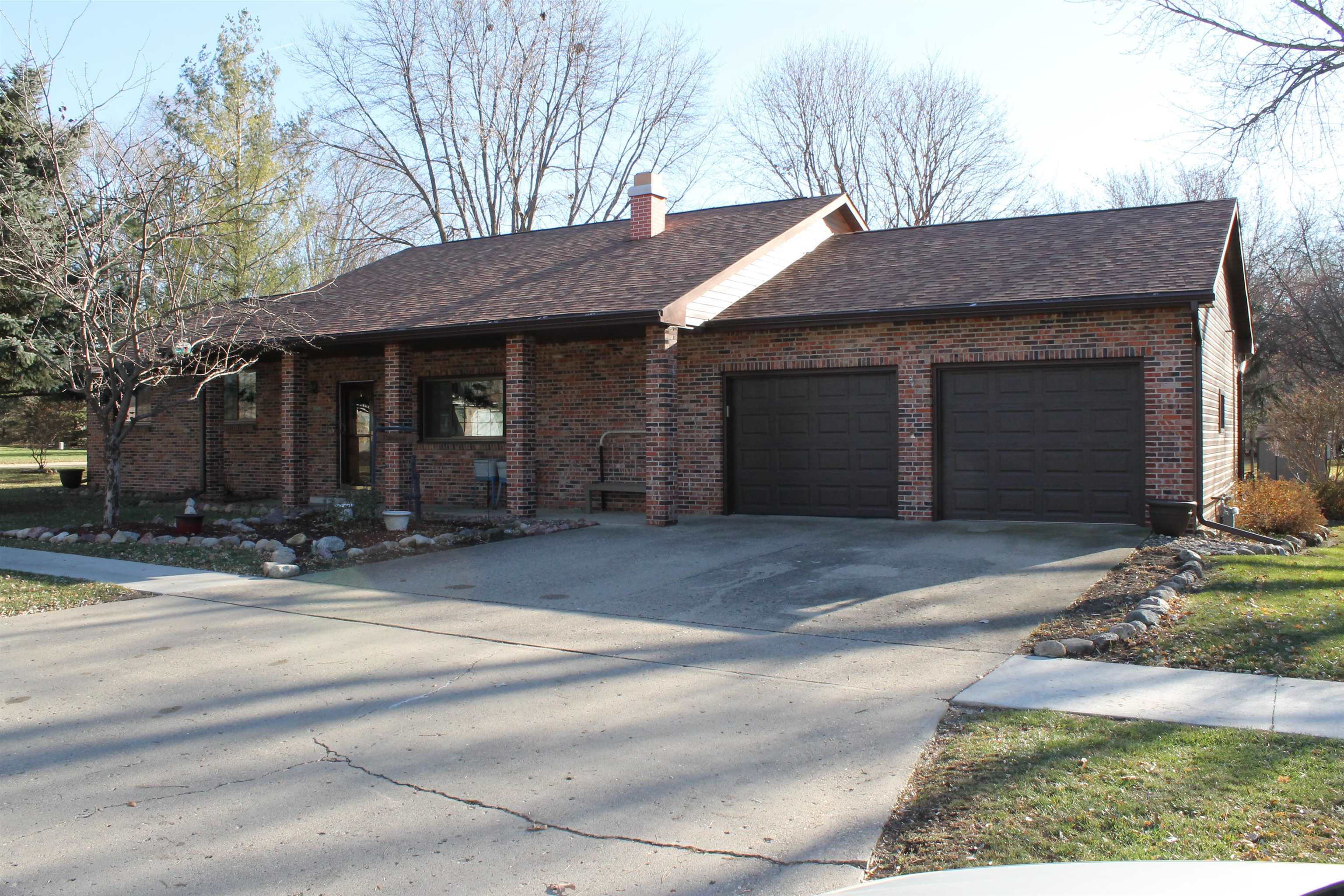 214 8th Street, Spencer, IA 51301 