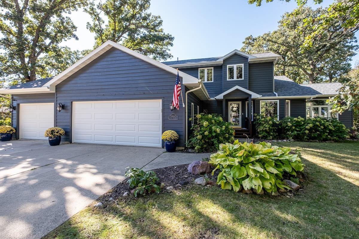 16847 258th Avenue, Spirit Lake, IA 51360 