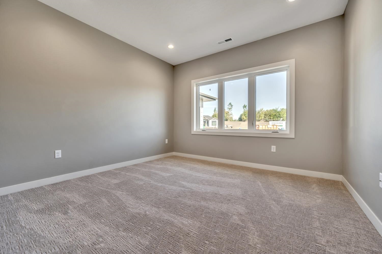MLS #241194