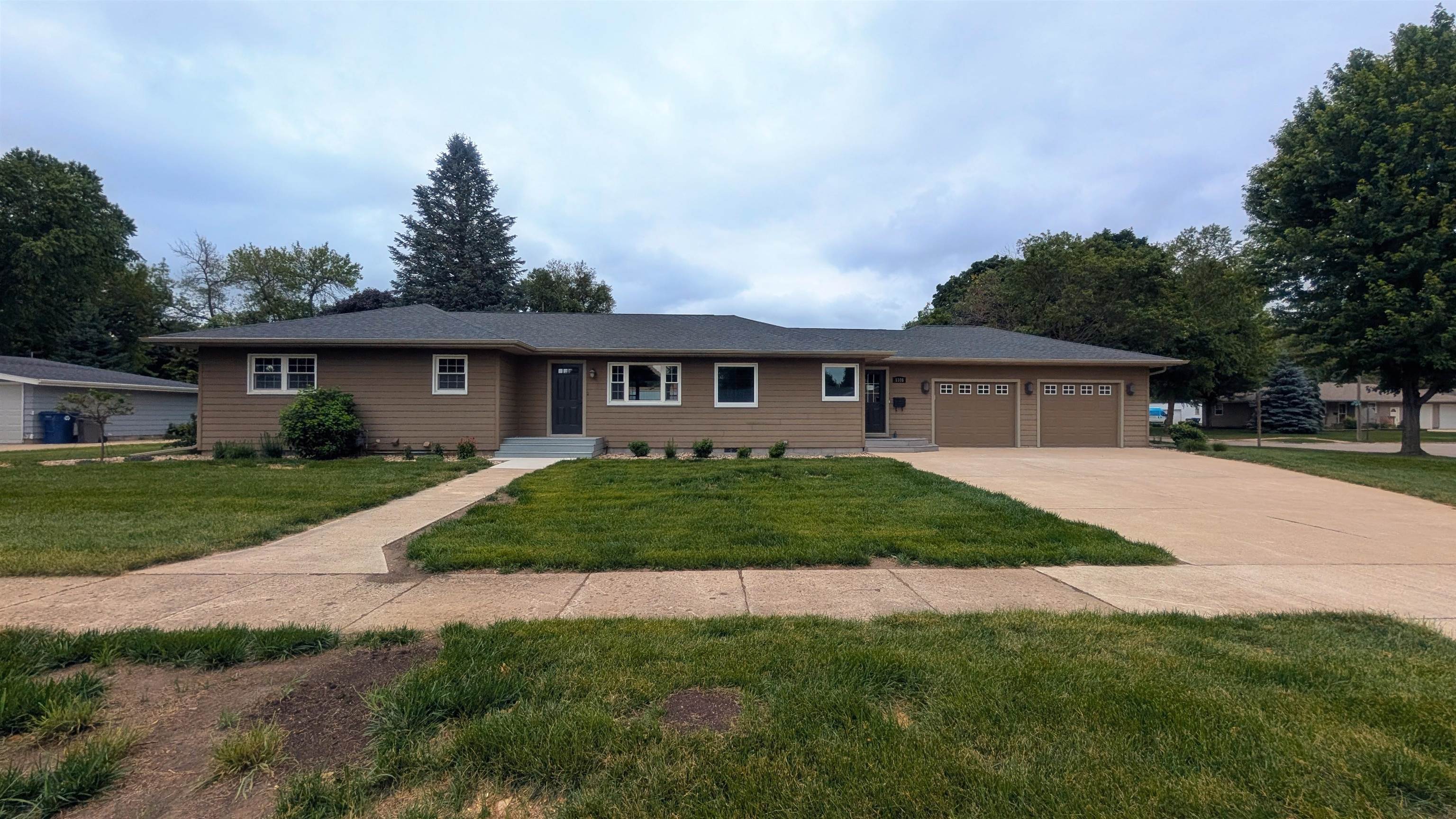 1105 5th Street, Spencer, IA 51301 