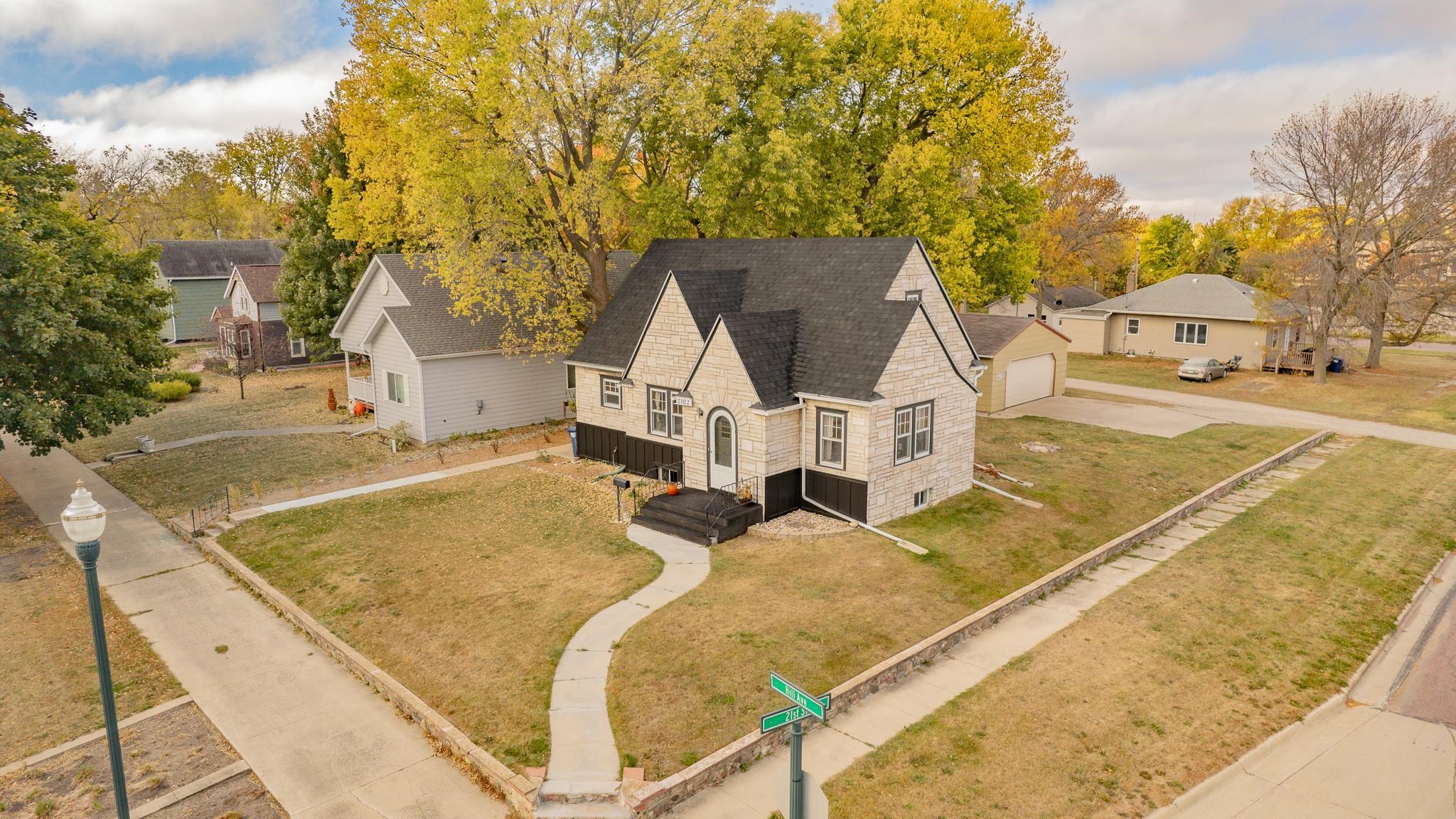 2102 Hill Avenue, Spirit Lake, IA 51360 