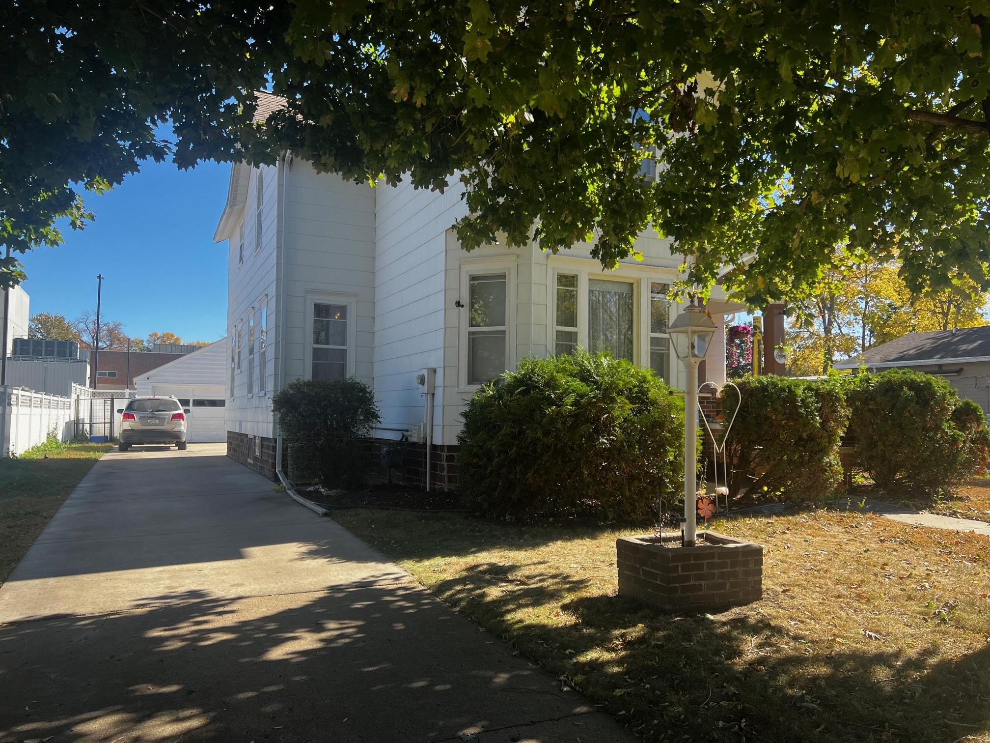 814 7th Street, Estherville, IA 51334 