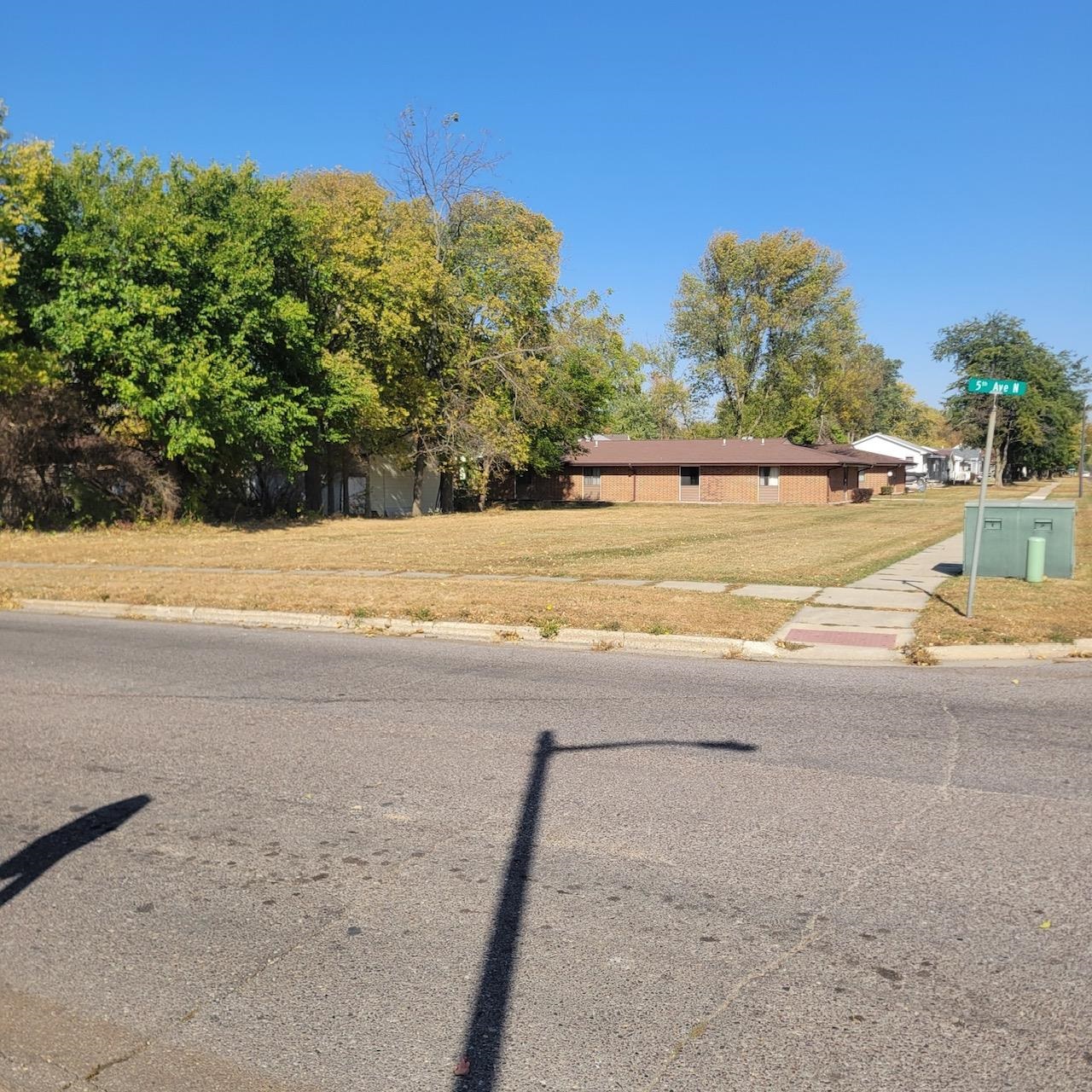 1221 5th Avenue, Estherville, IA 51334 