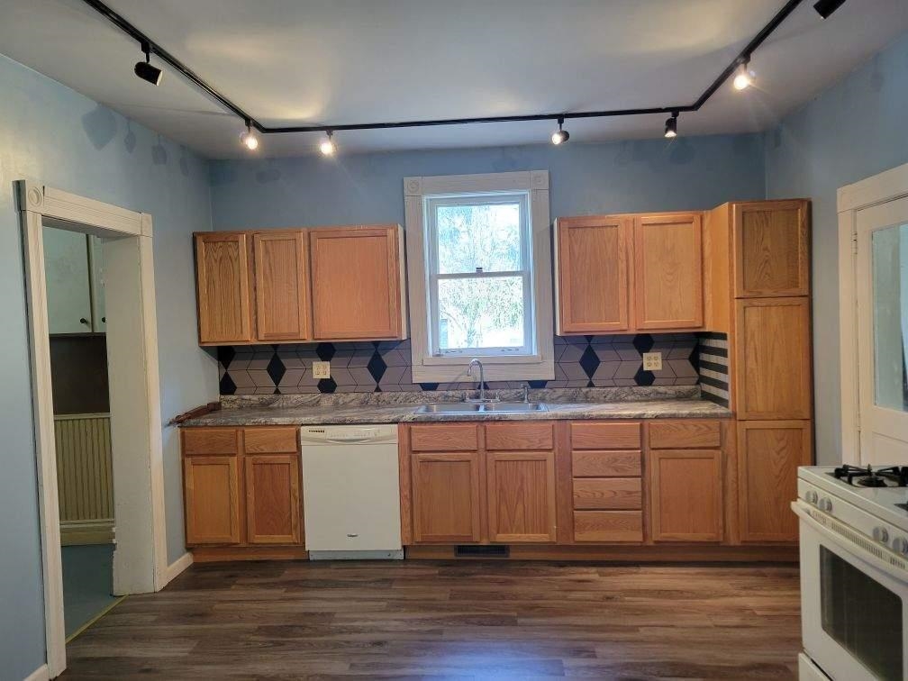 MLS #241303