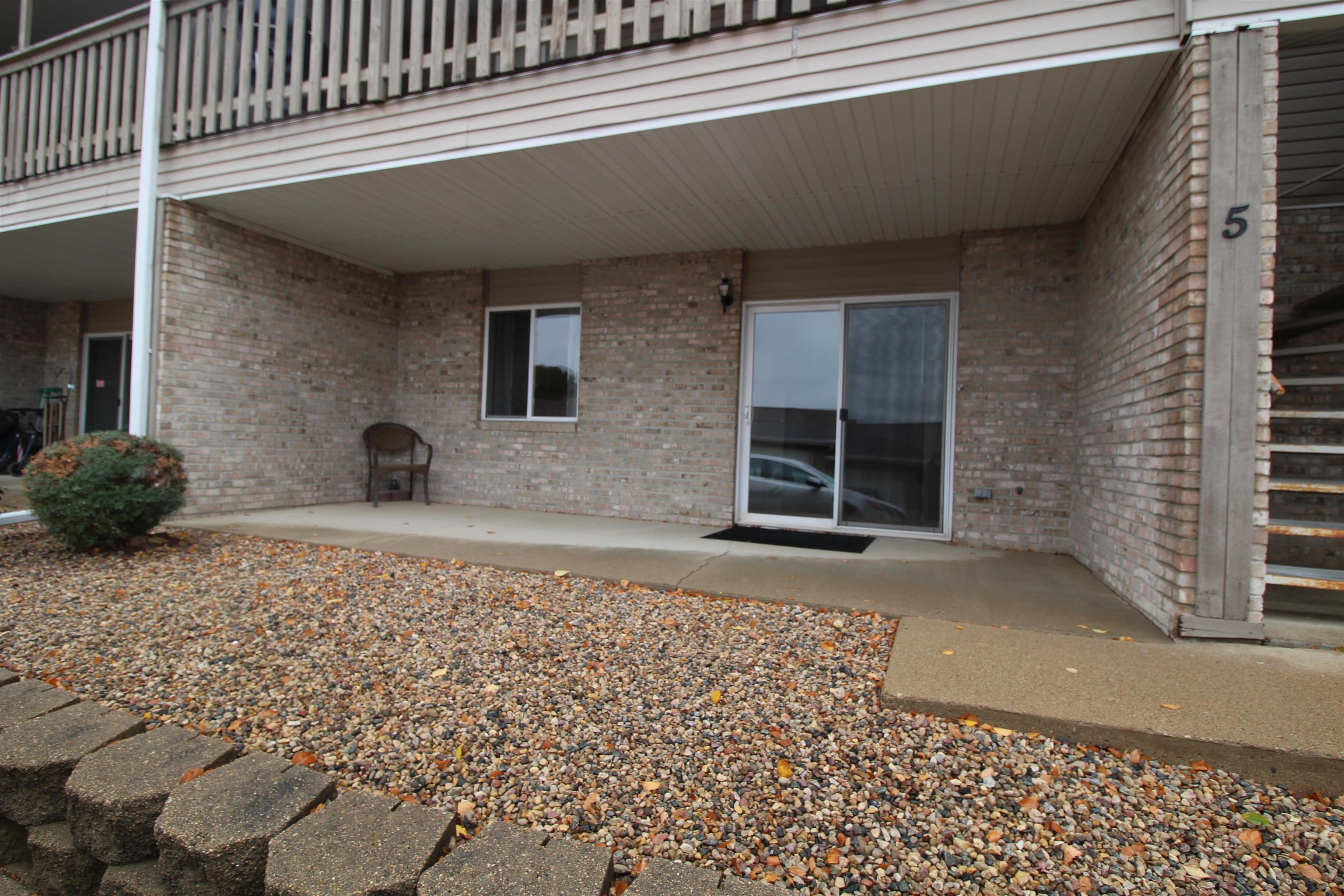 1652 Exchange Street #5, Okoboji, IA 51355 