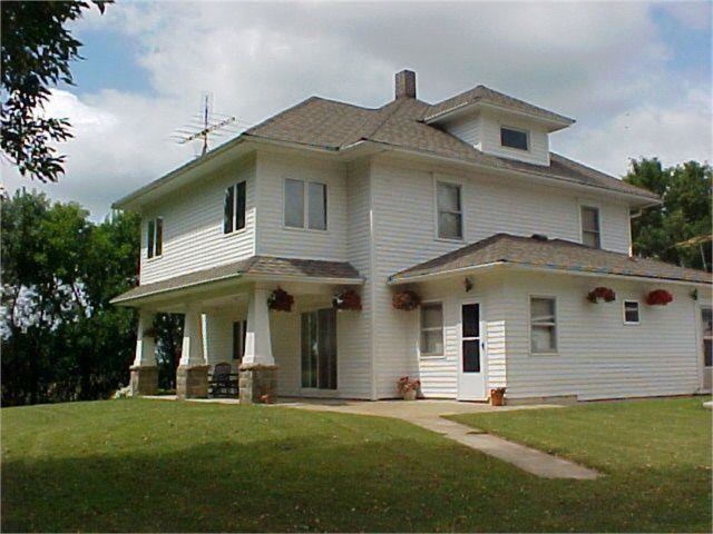 4828 460th Avenue, Mallard, IA 50562 