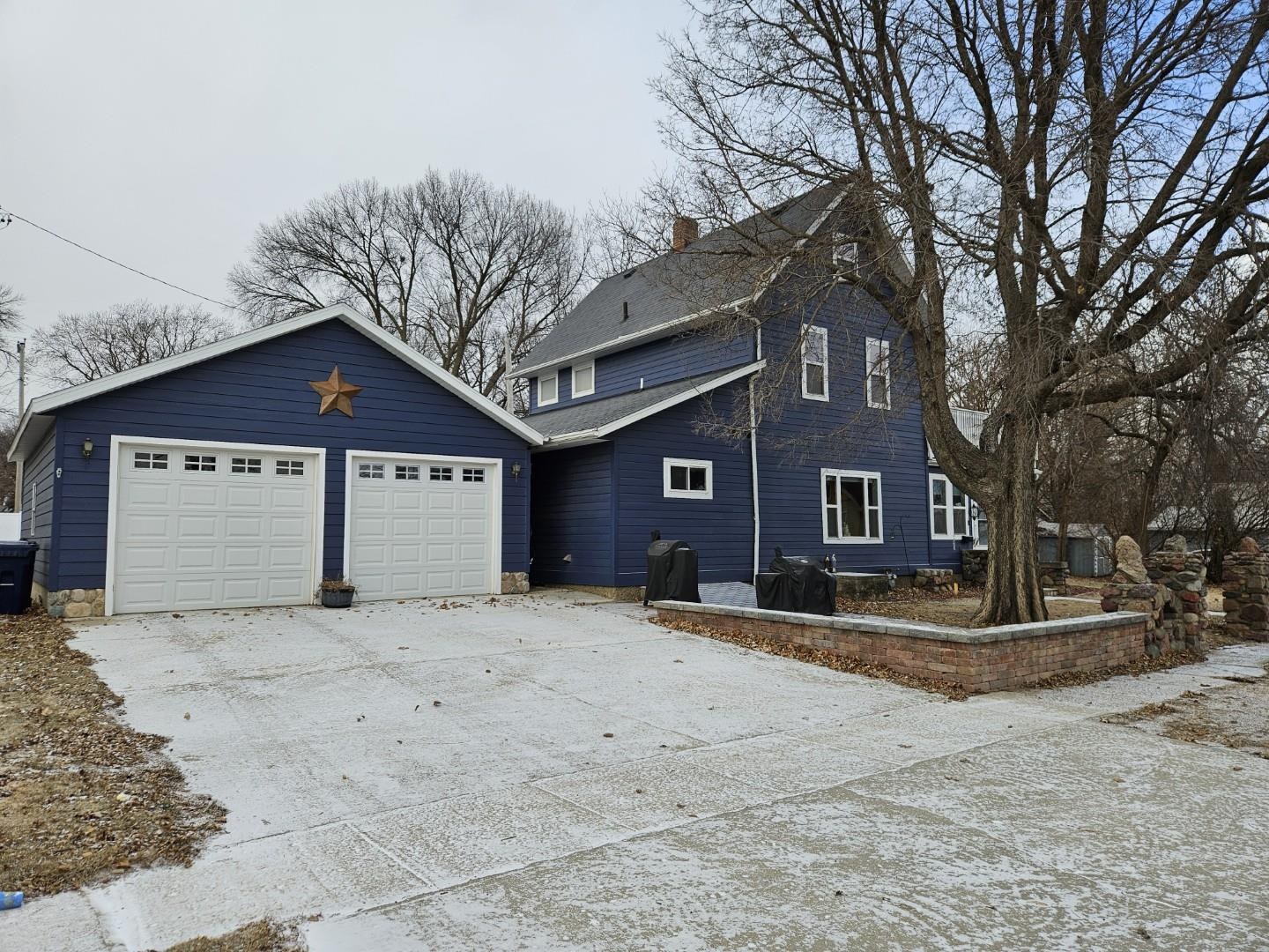 1710 Denver Avenue, Spirit Lake, IA 51360 
