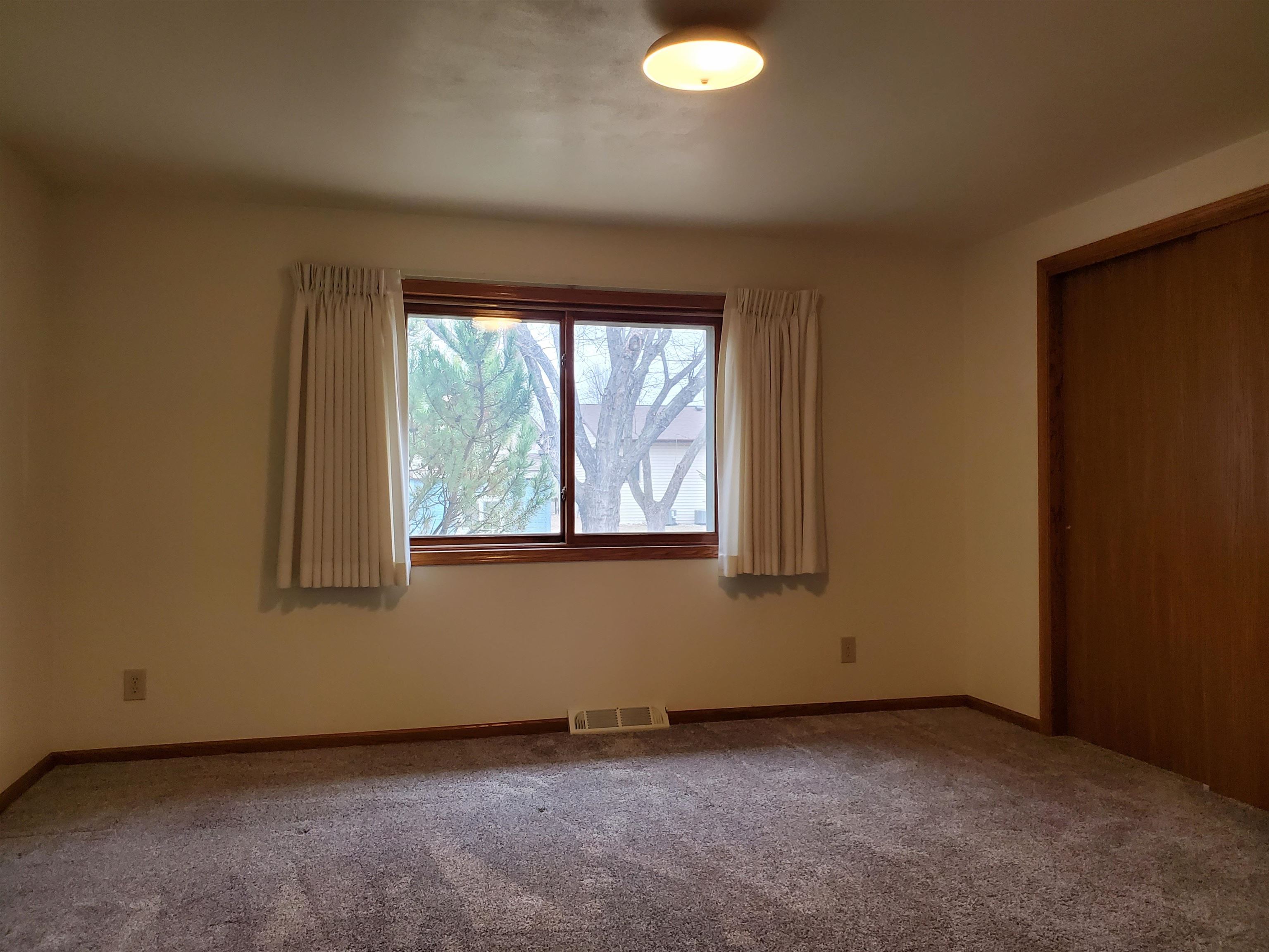MLS #250067