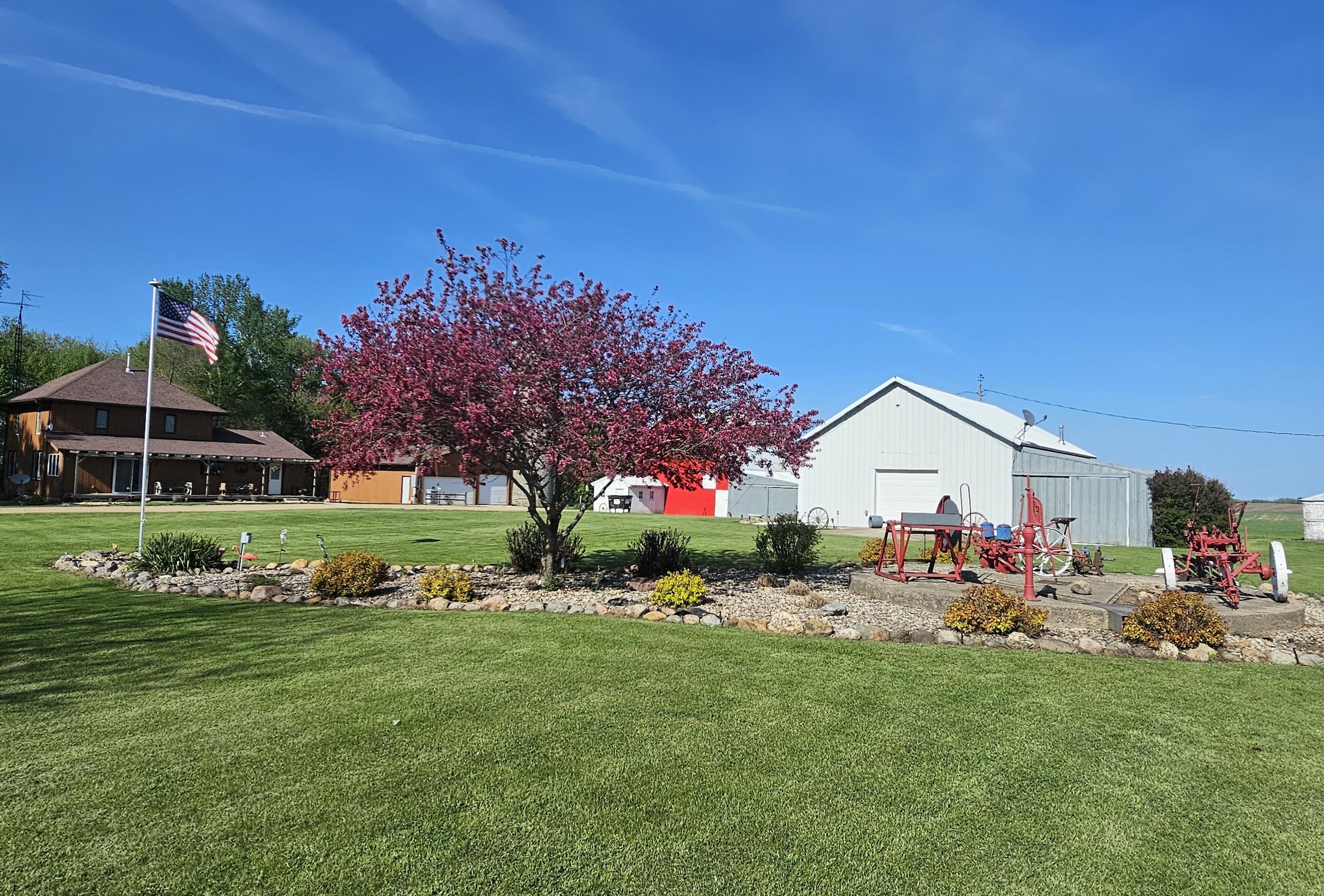 77328 380th Avenue, Lakefield, MN 56150 