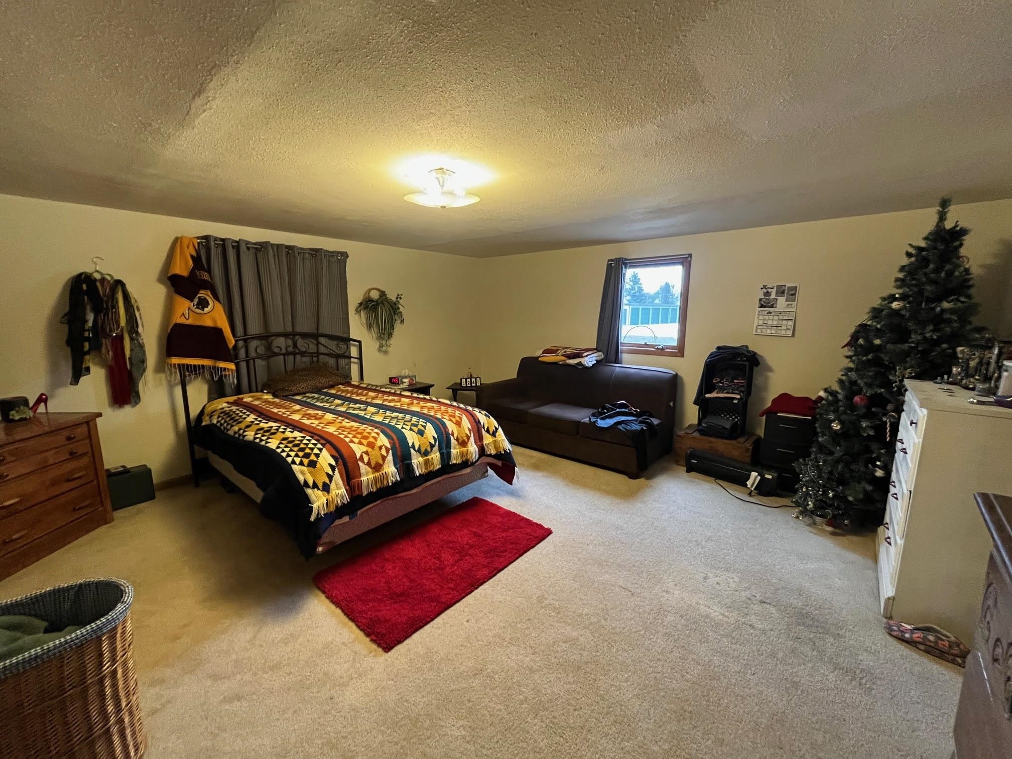 MLS #250076