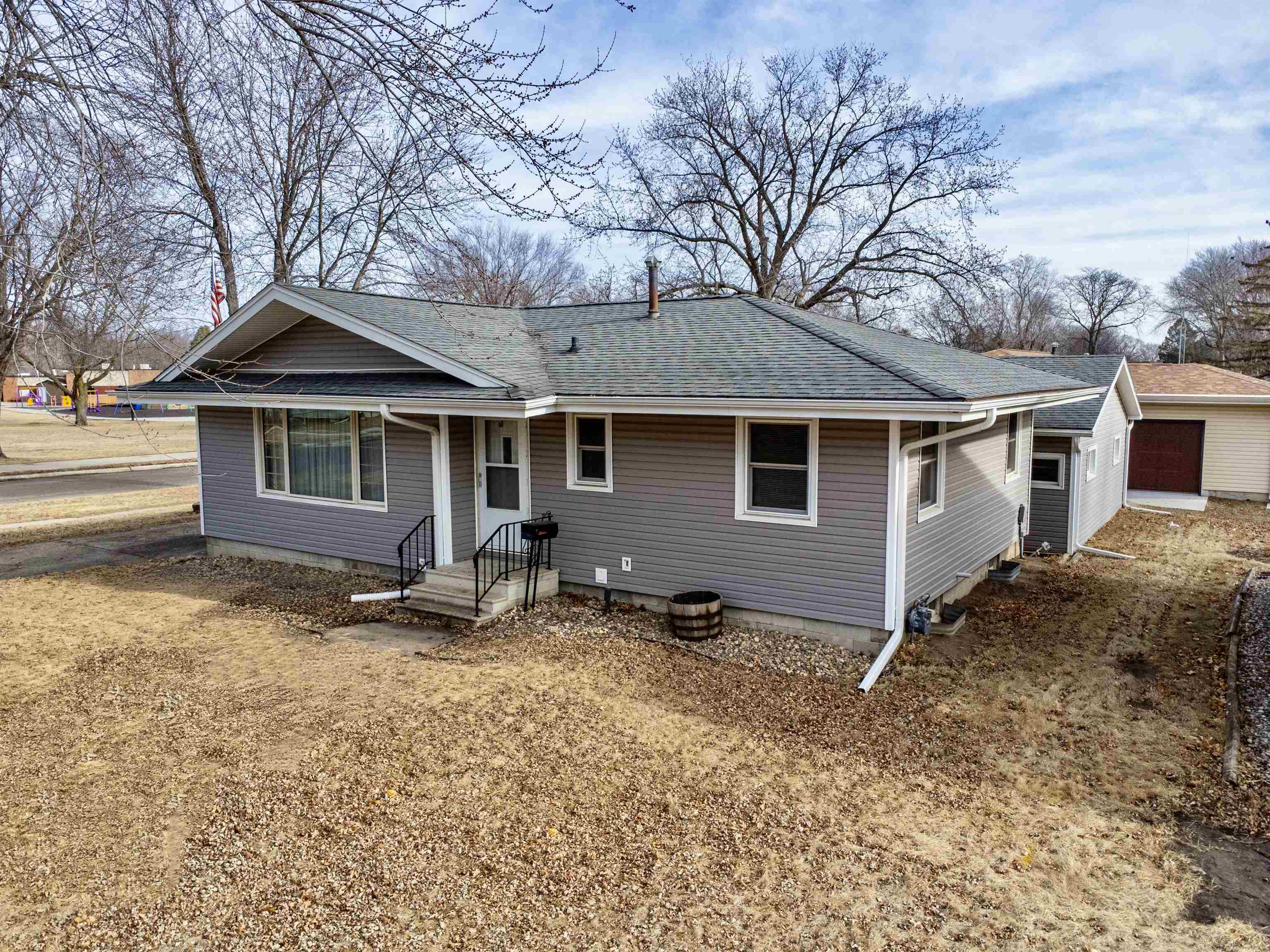 1320 5th Avenue, Spencer, IA 51301 