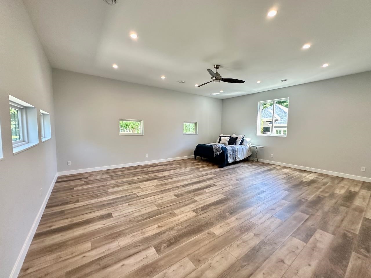 MLS #250113