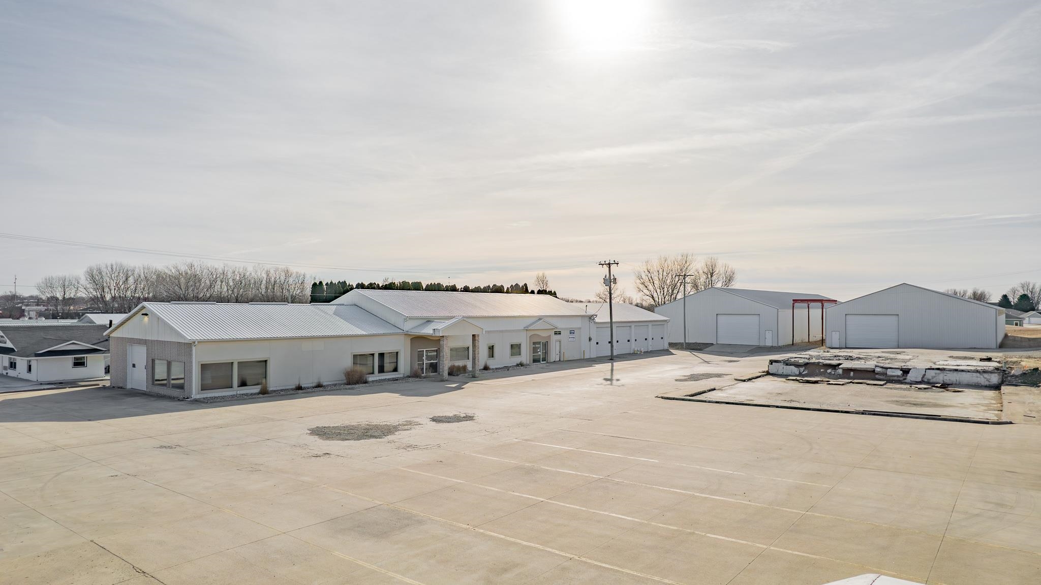 1907 18Th Street, Spirit Lake, IA 51360 