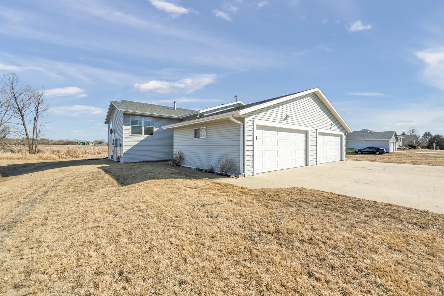 3013 Zenith Ave #A, Spirit Lake, IA 51360 
