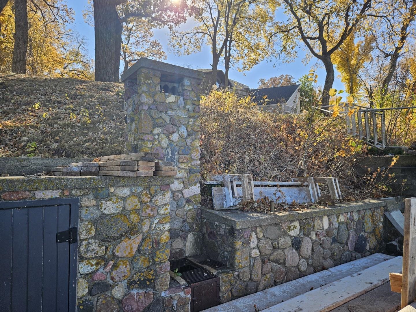 MLS #250190