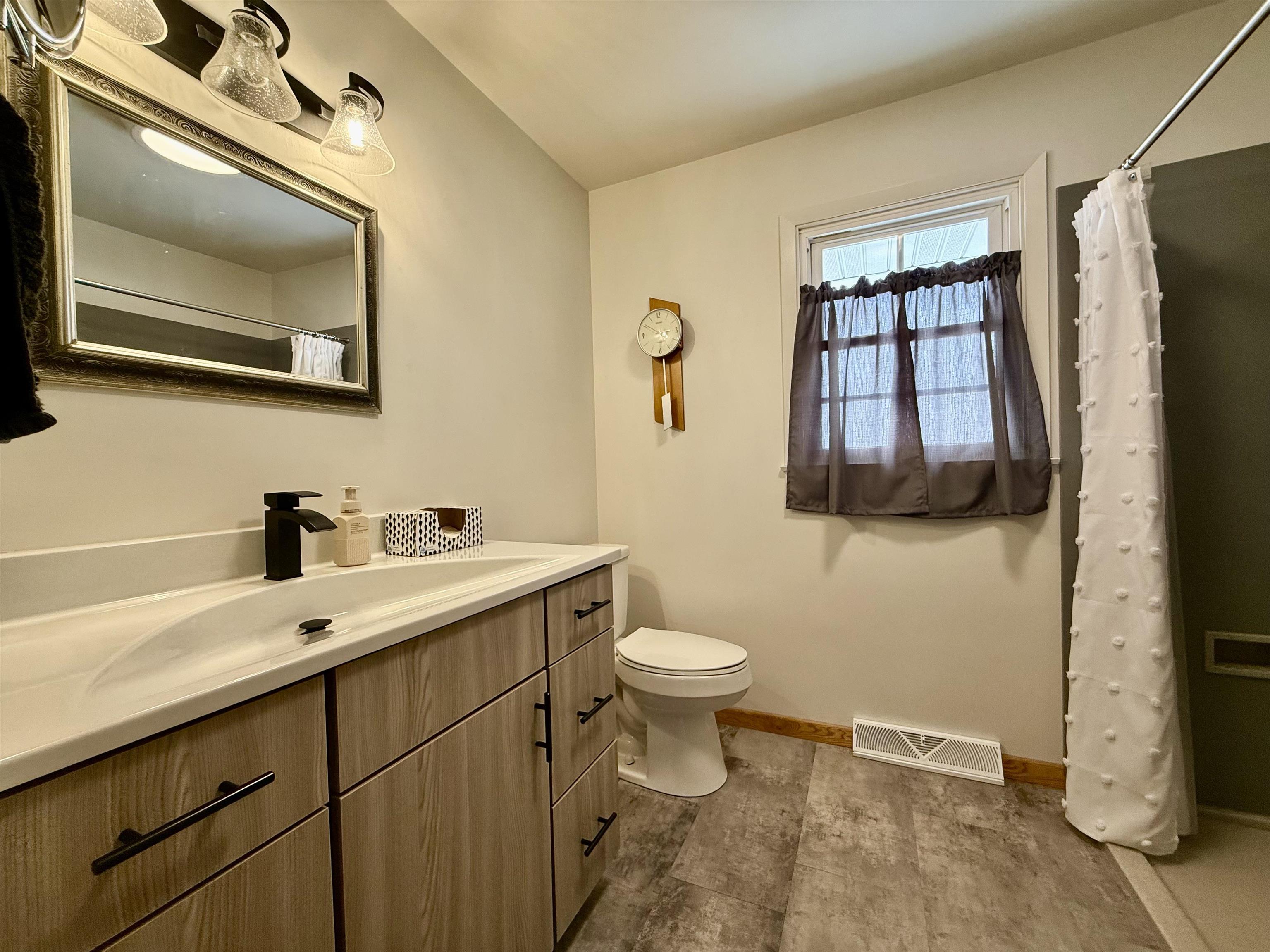 MLS #250218