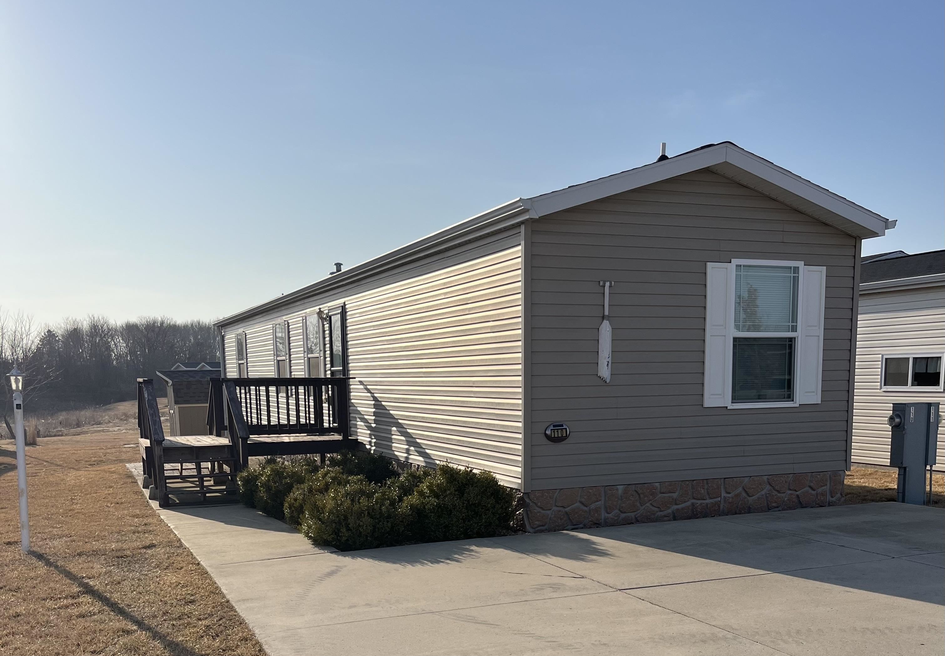 3200 Okoboji Ave. #110, Milford, IA 51351 