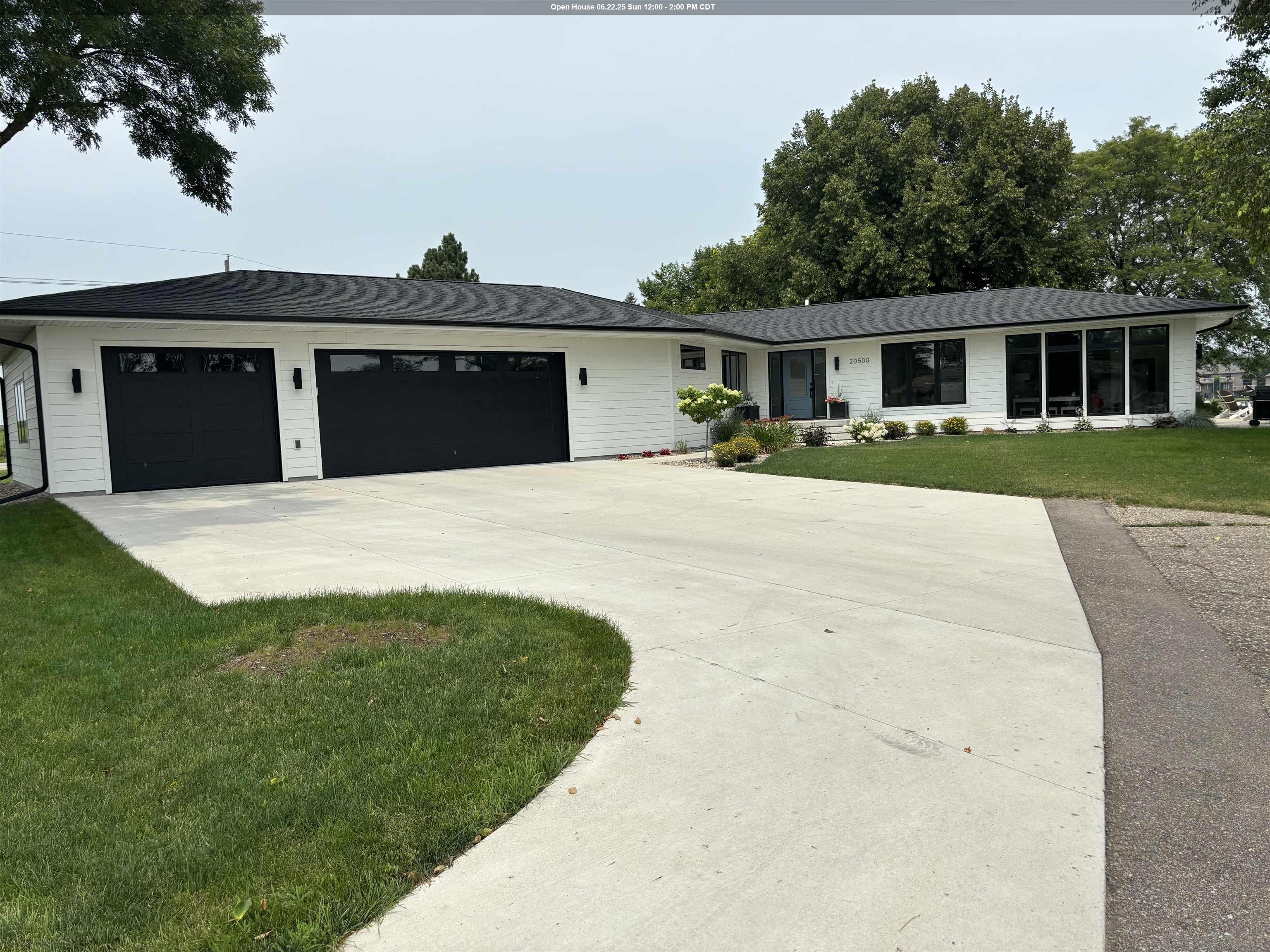 20500 Dolphin Road, Spirit Lake, IA 51360 