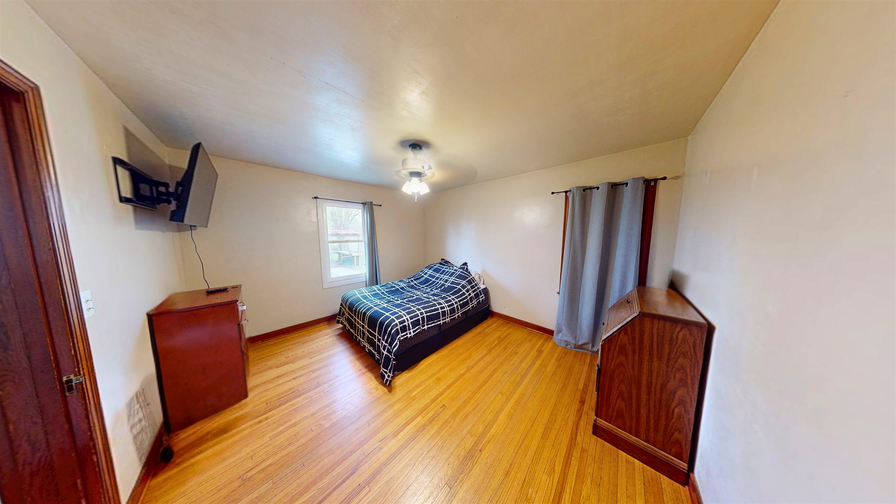 MLS #250257