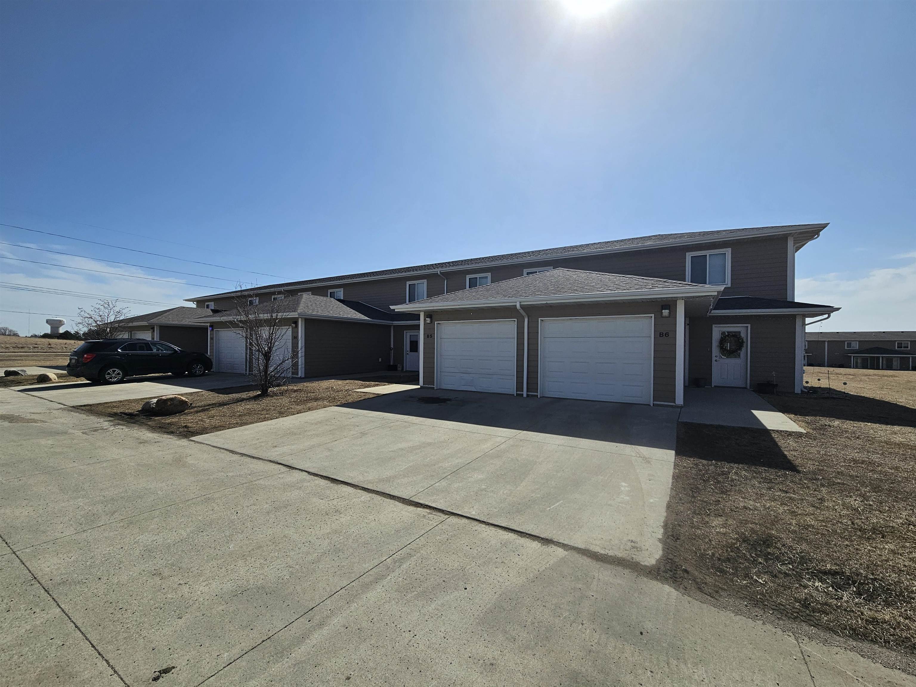 3300 Sunner Avenue #Bldg B, Spirit Lake, IA 51360 