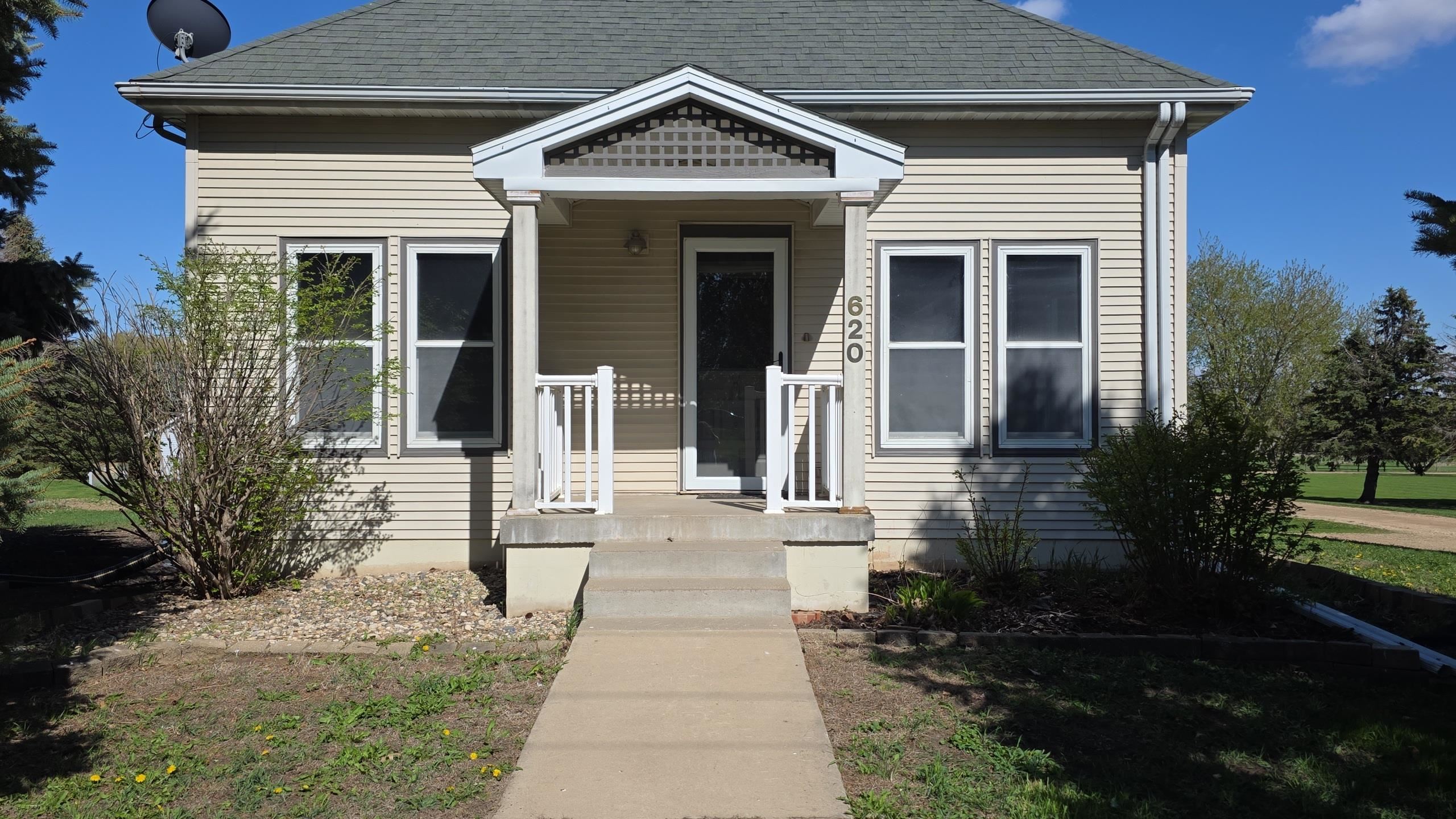 620 Welch Ave Avenue, Primghar, IA 51245 