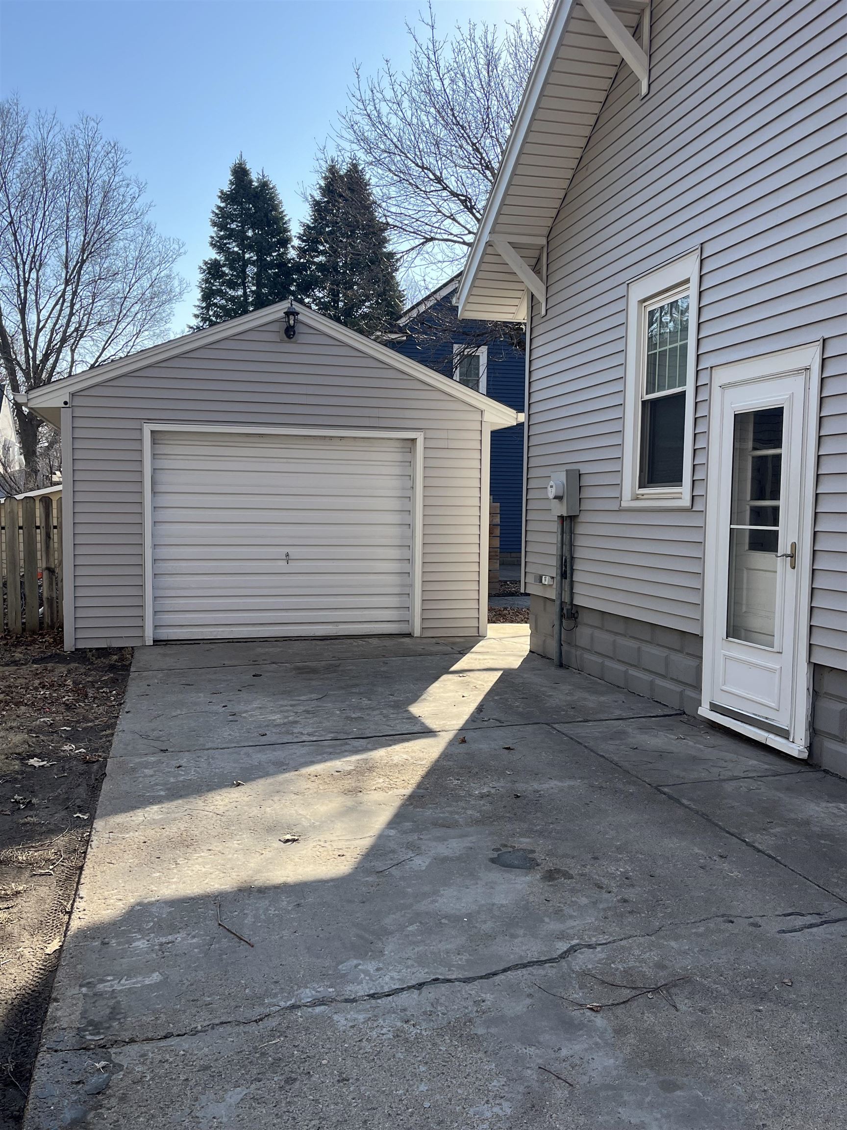 MLS #250309