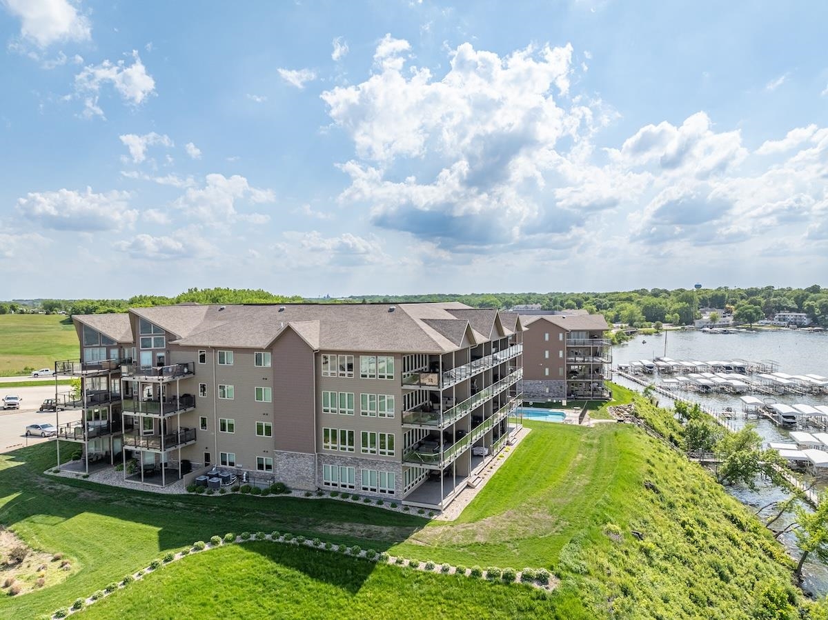 580 Linden Drive #104, Arnolds Park, IA 51331 