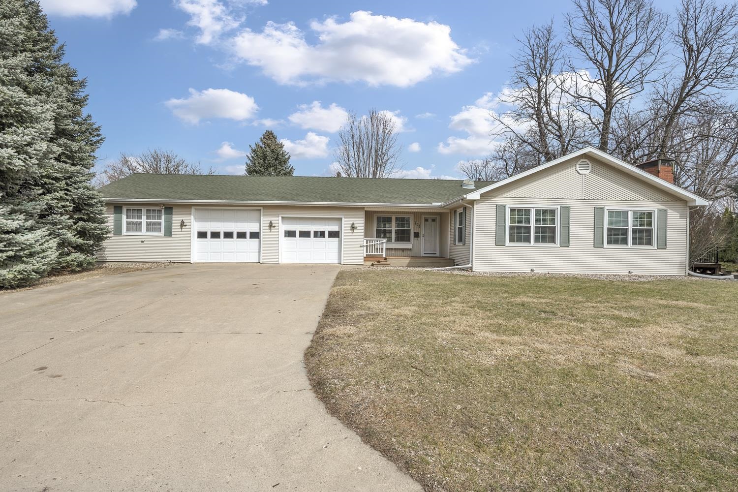 806 24th Street, Spirit Lake, IA 51360 