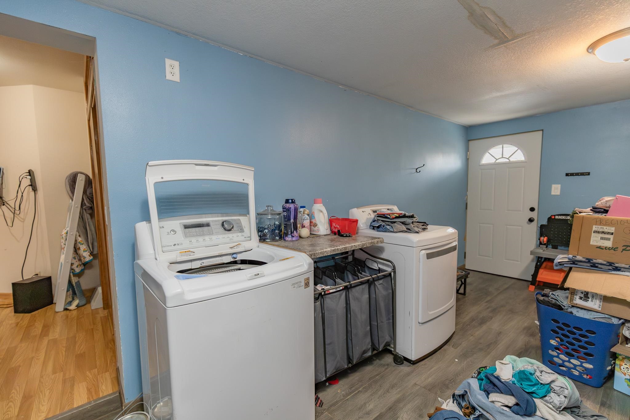 MLS #250327
