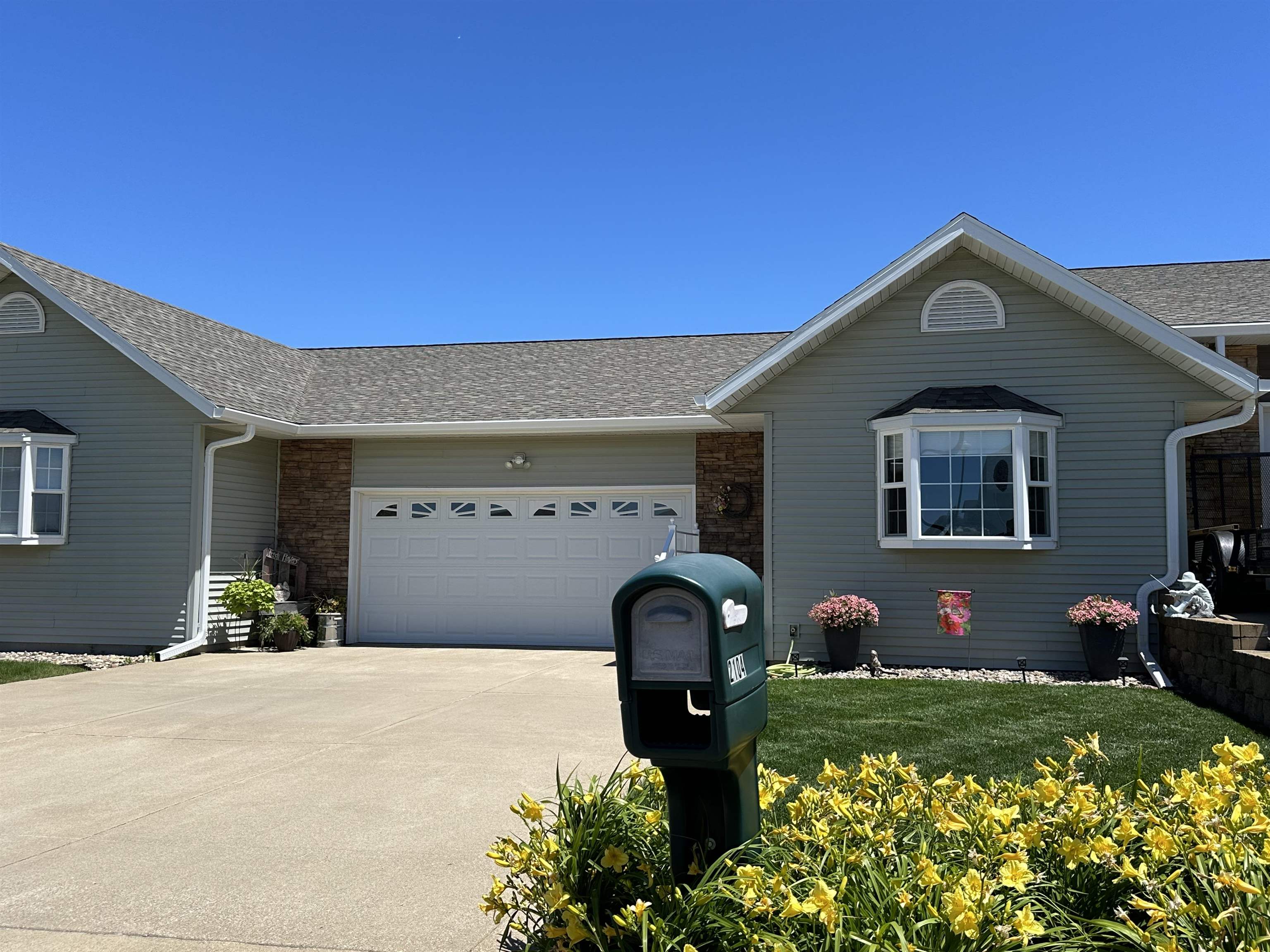 2104 M Avenue, Milford, IA 51351 