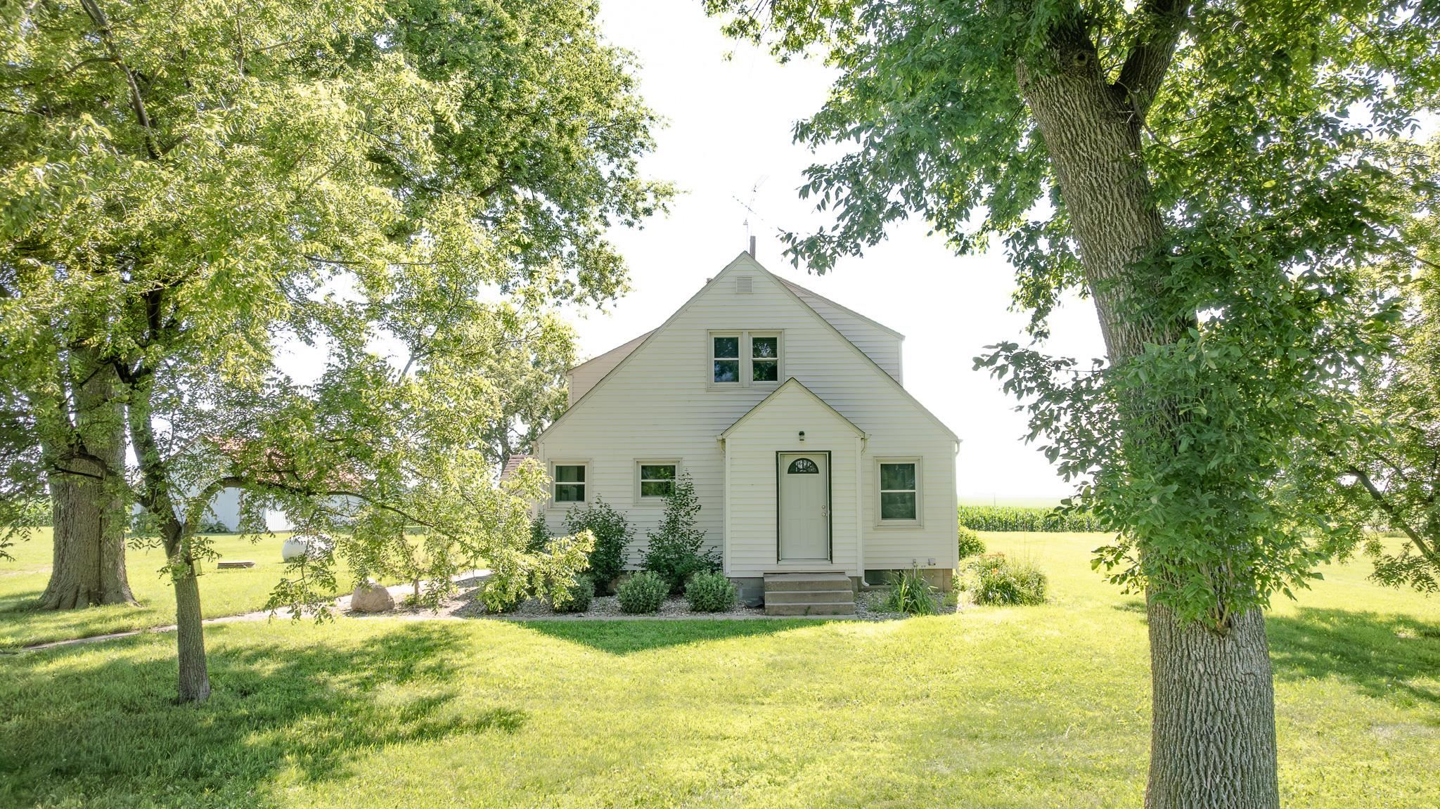 52042 750th Street, Jackson, MN 56143 