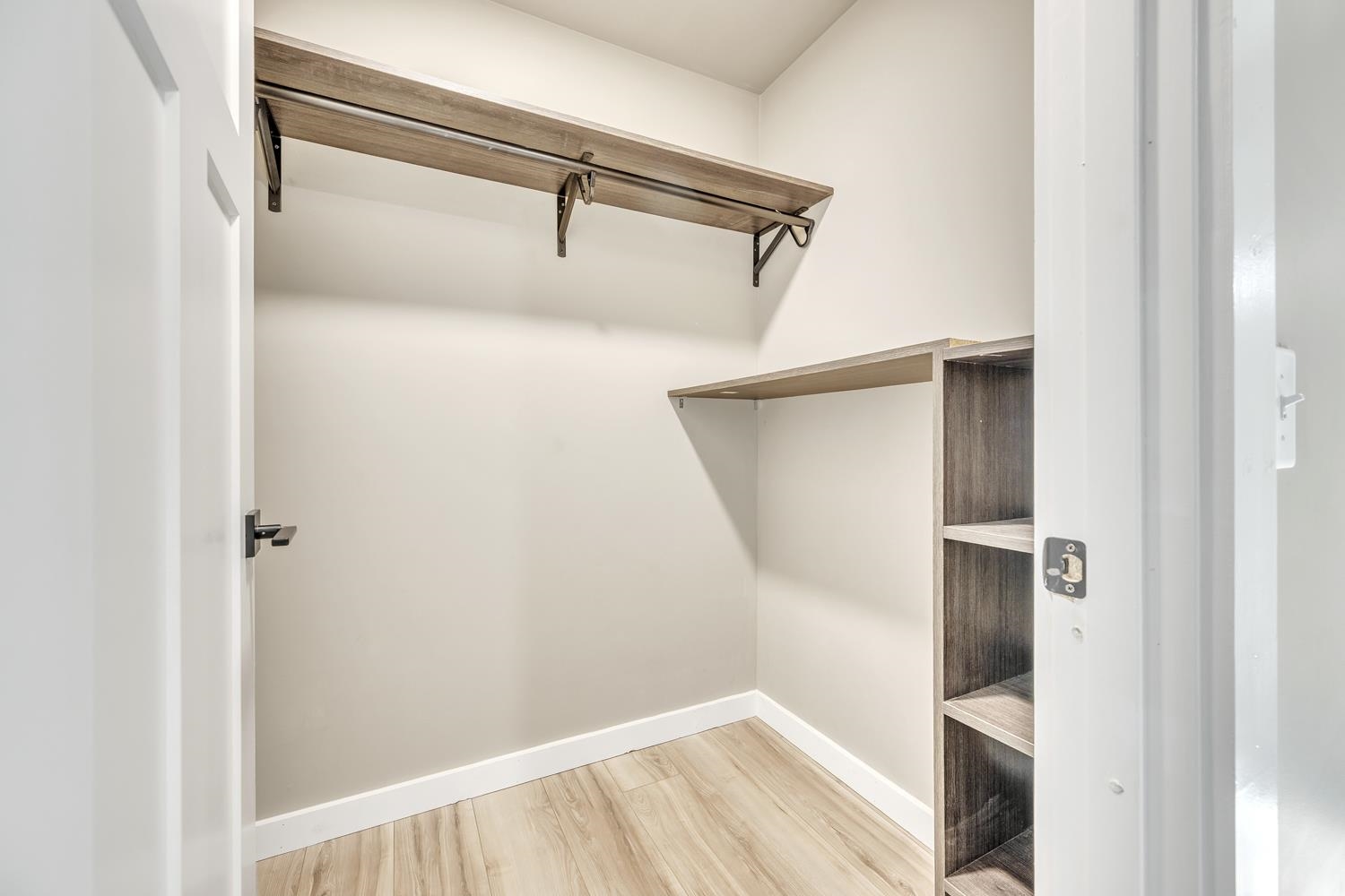 MLS #250374