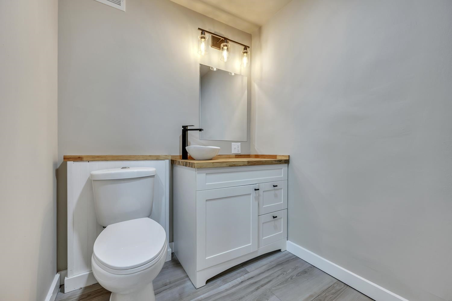 MLS #250374