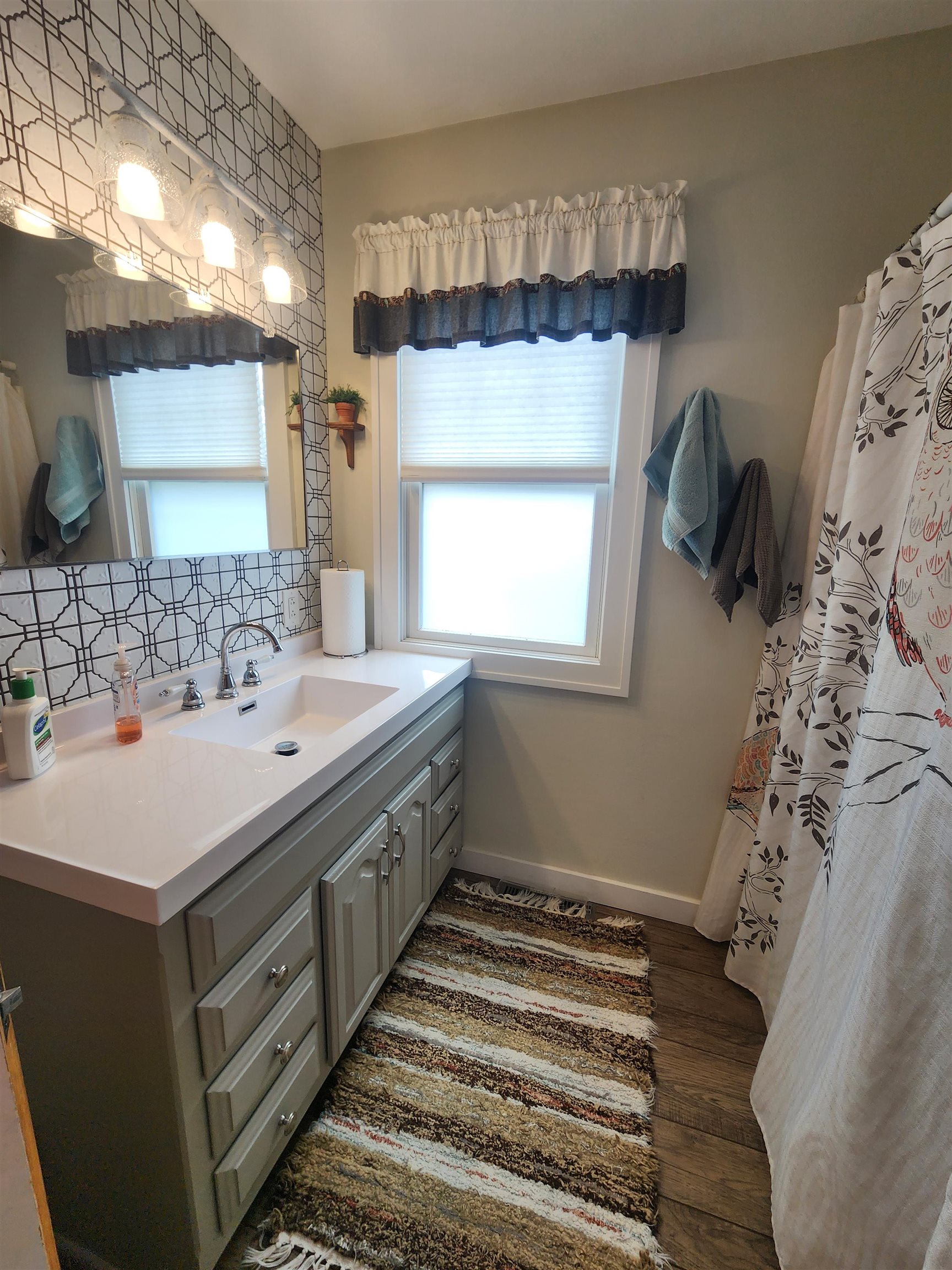MLS #250382