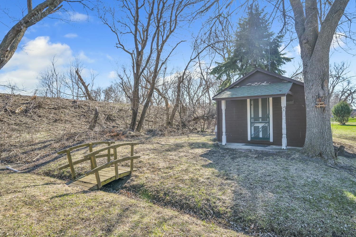 MLS #250383