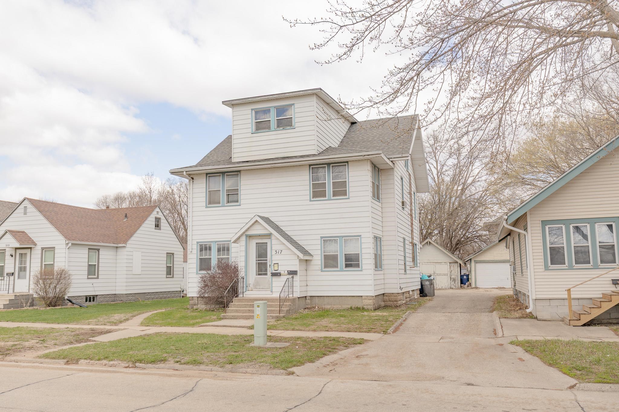 317 1St Street, Spencer, IA 51301 
