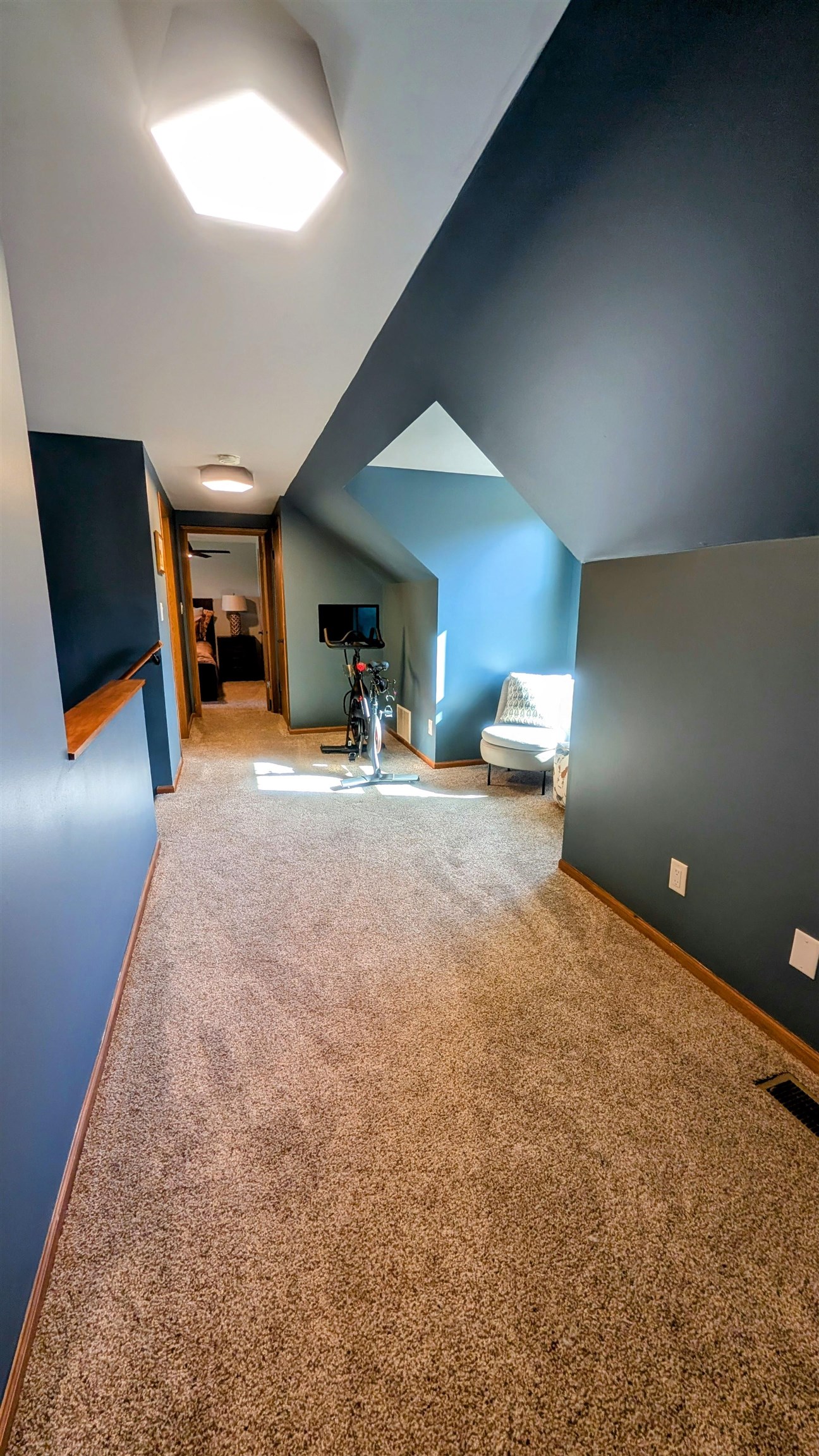 MLS #250406