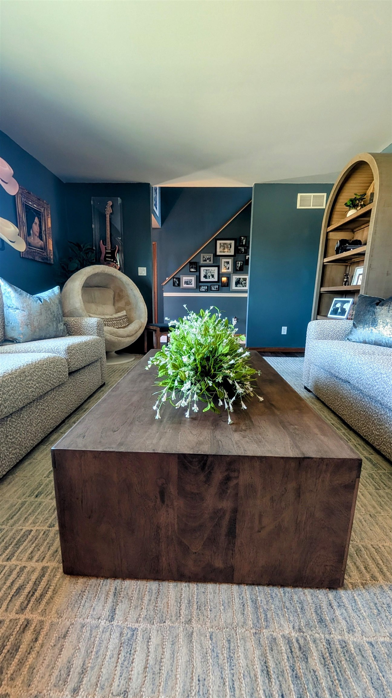 MLS #250406