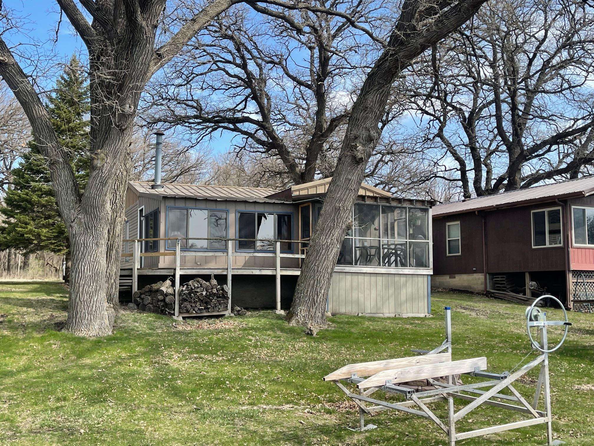10239 237Th Avenue, Spirit Lake, IA 51360 