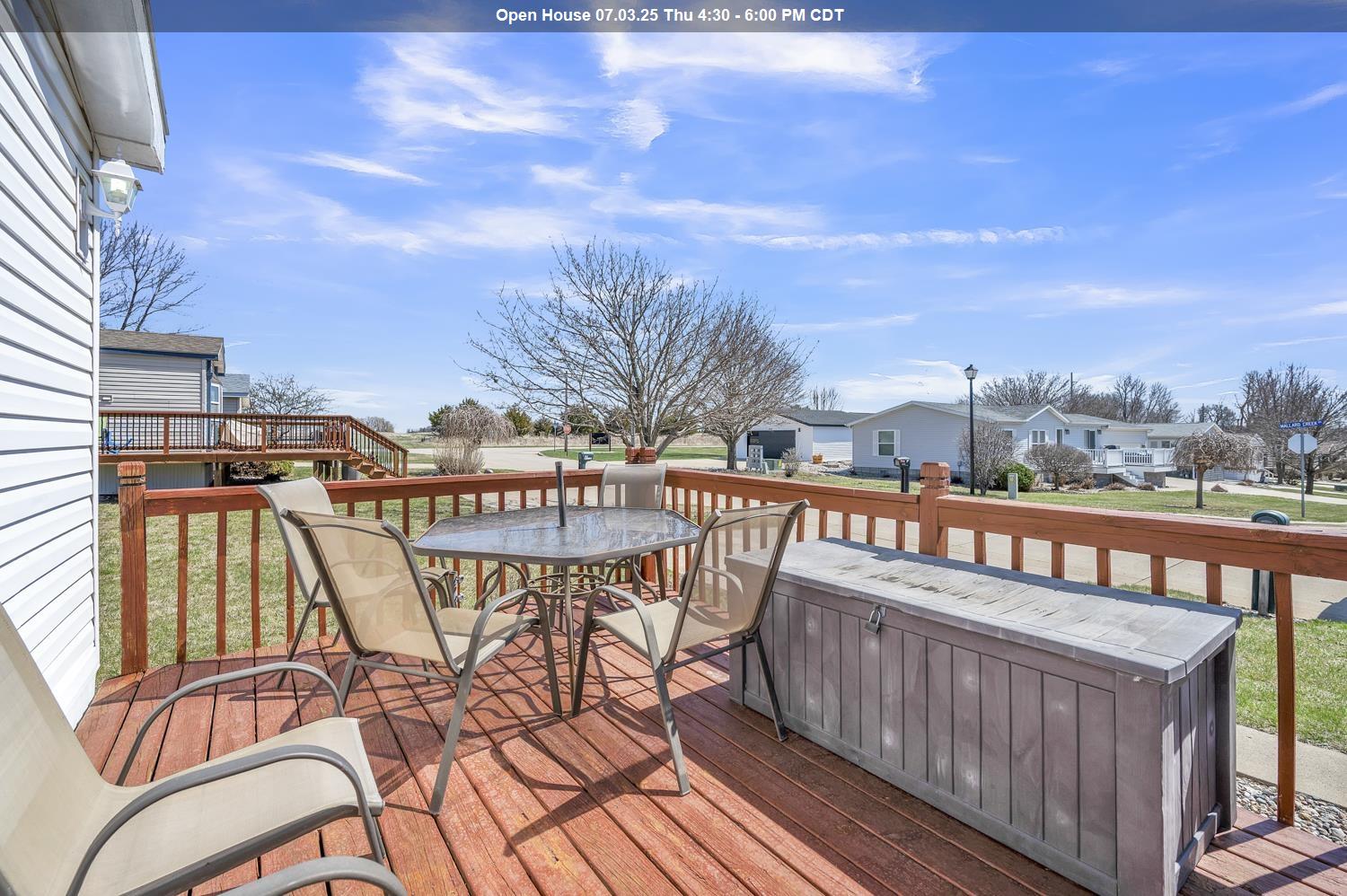 706 Mallard Creek Dr, Arnolds Park, IA 51331 